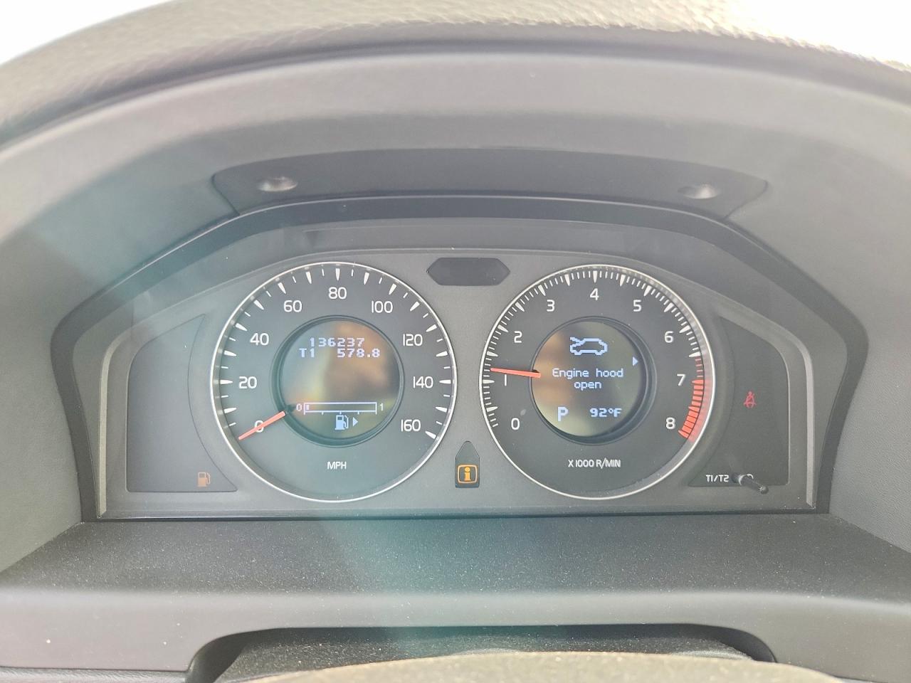 2010 Volvo V70 3.2 Белый vin: YV1982BW7A1124107