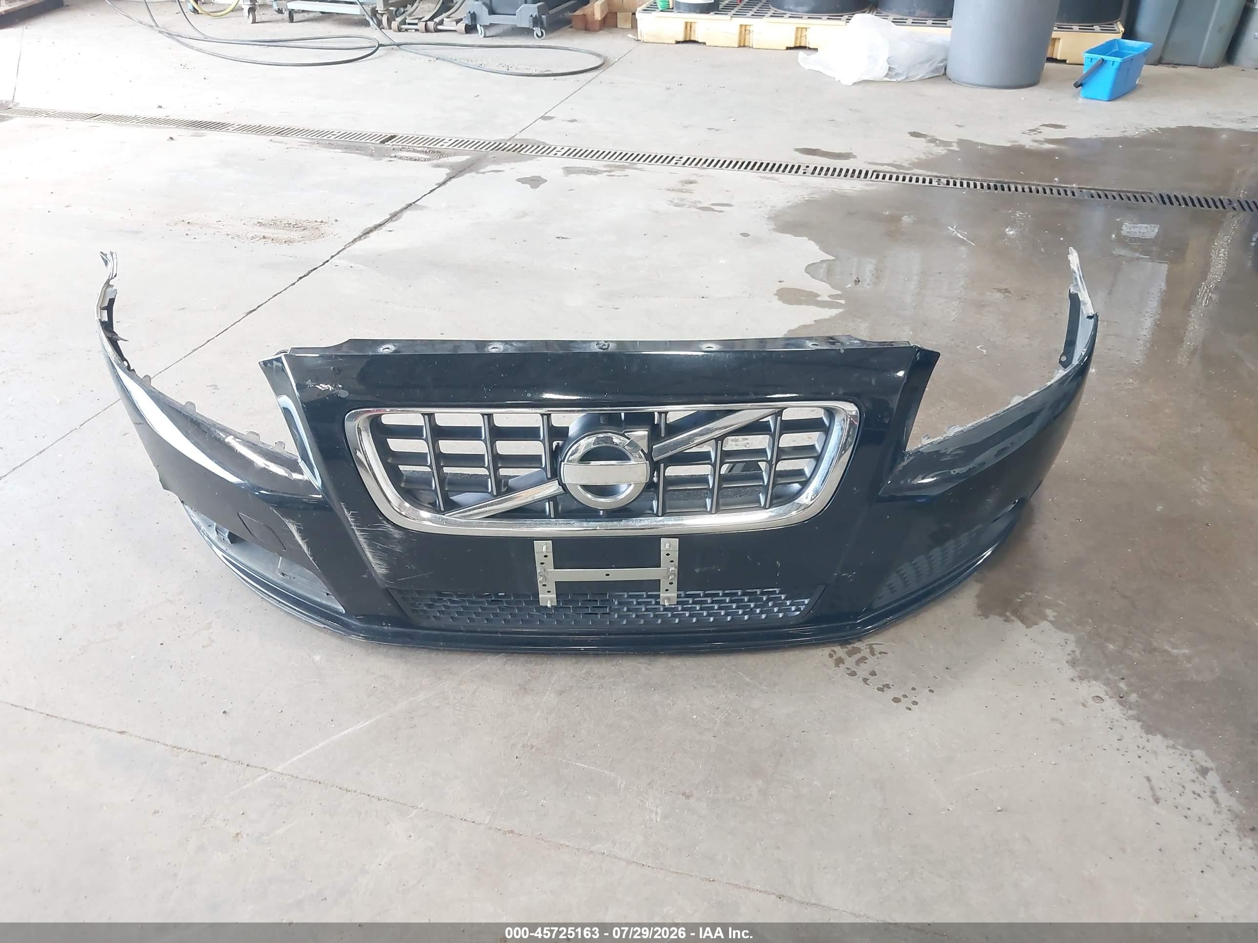 2010 Volvo V70 3.2/3.2 R-design Black vin: YV1982BW7A1124981