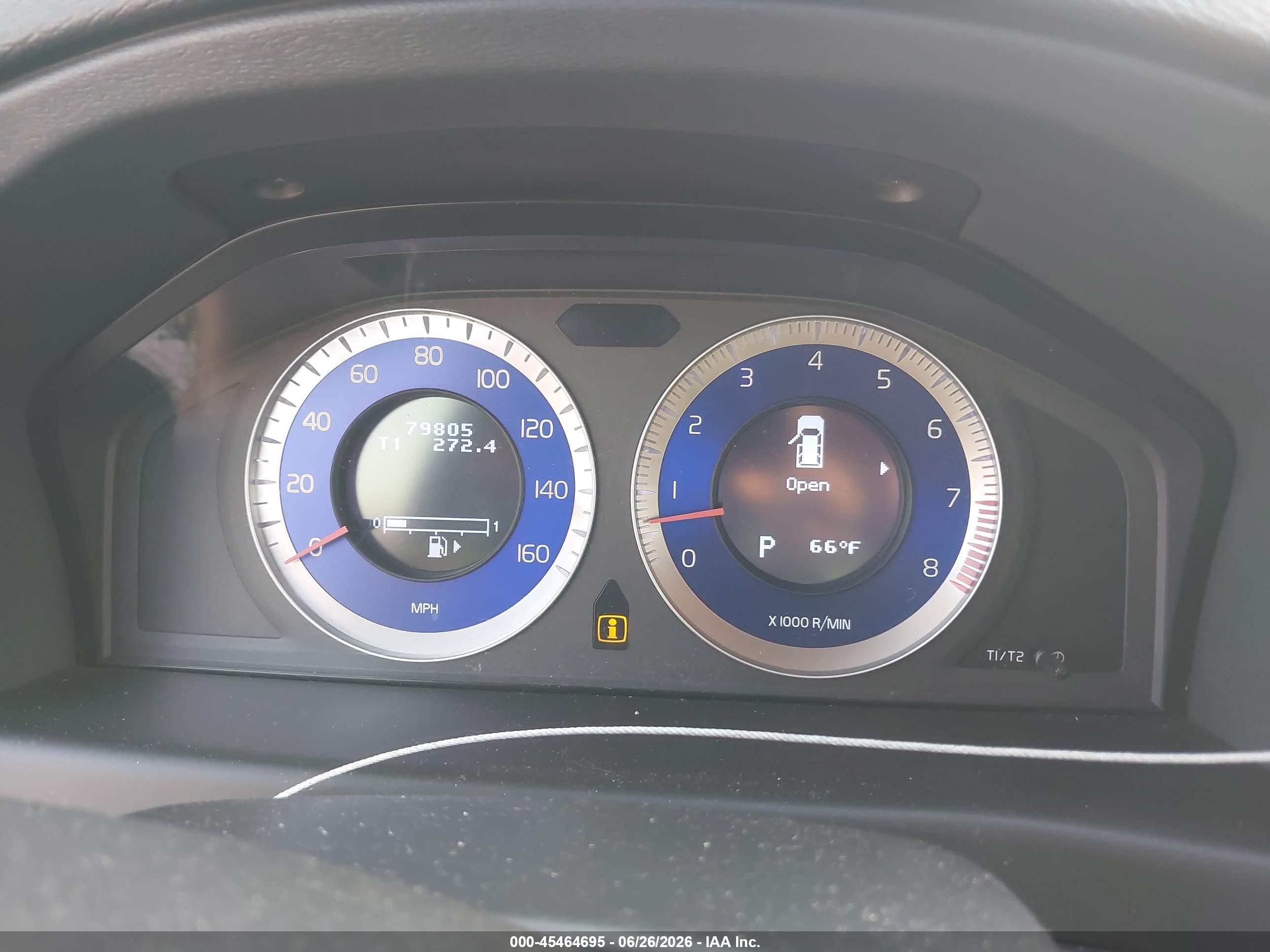 2010 Volvo V70 3.2/3.2 R-design Silver vin: YV1982BW9A1118311