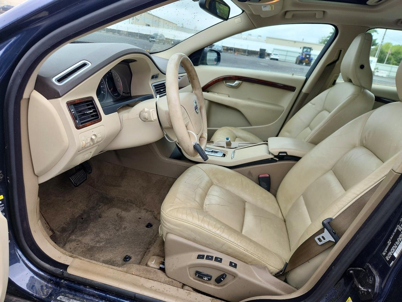 2010 Volvo V70 3.2 Blue vin: YV1982BW9A1134038