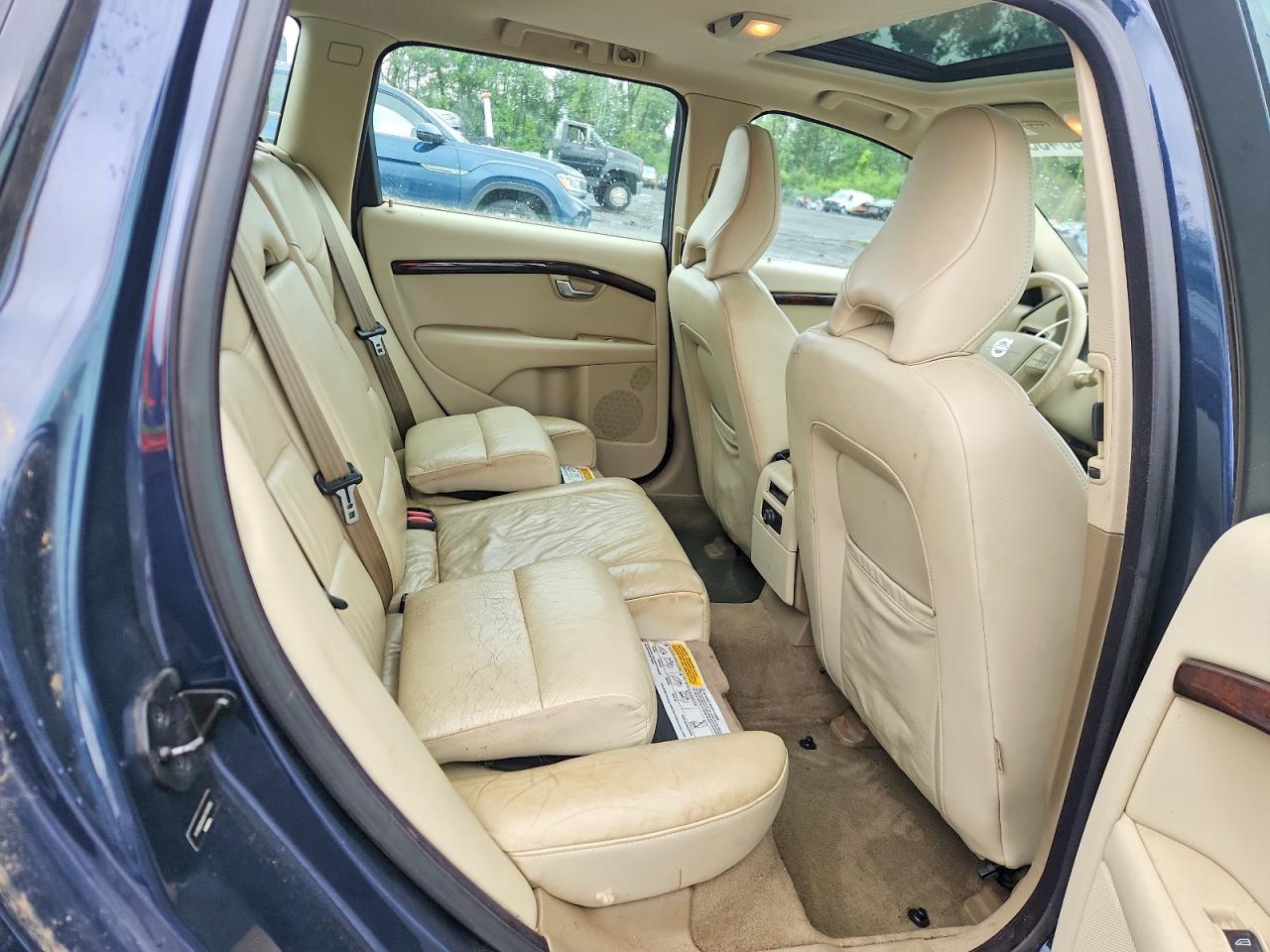 2010 Volvo V70 3.2 Blue vin: YV1982BW9A1134038