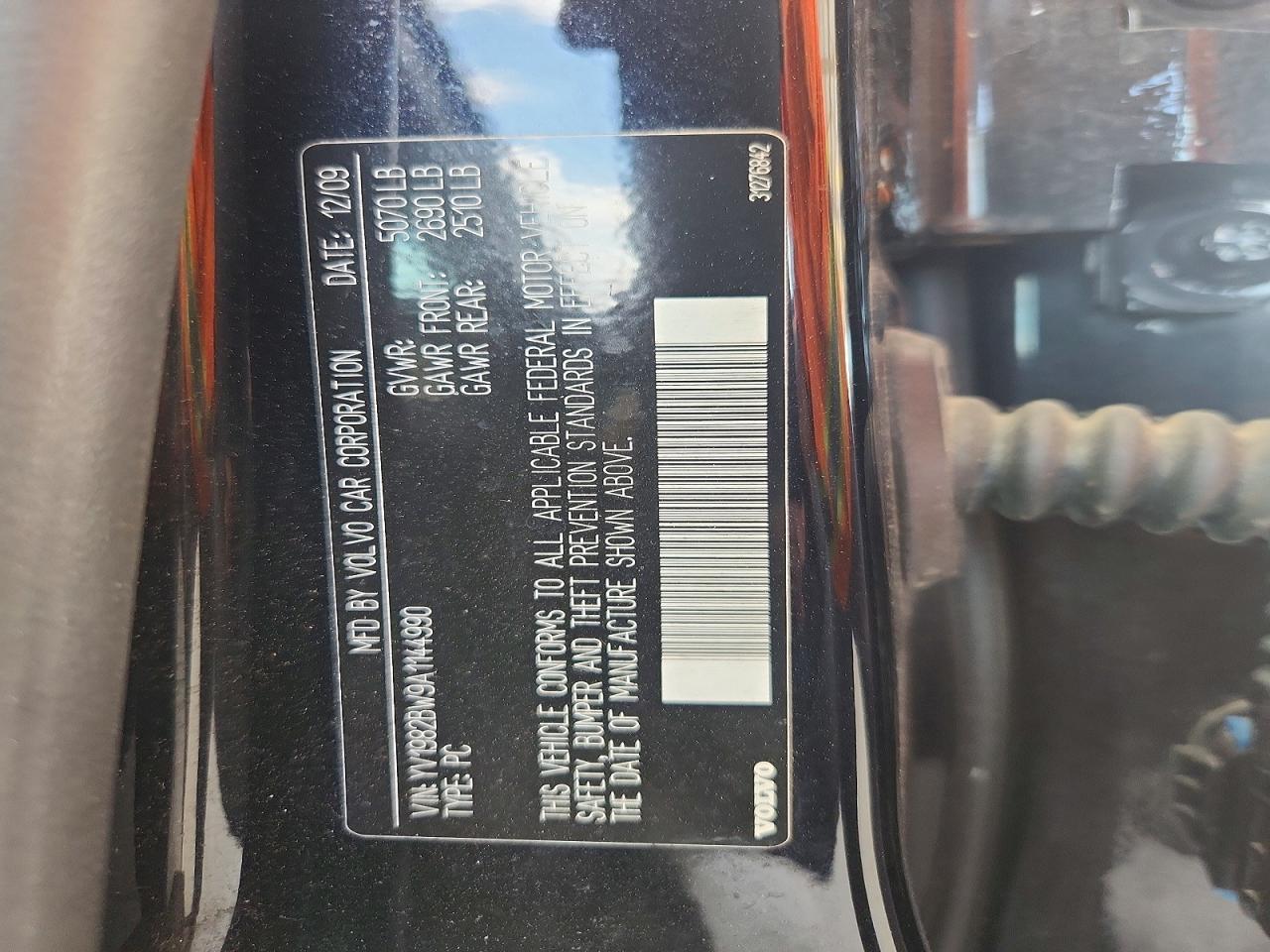 2010 Volvo V70 3.2 Black vin: YV1982BW9A1144990