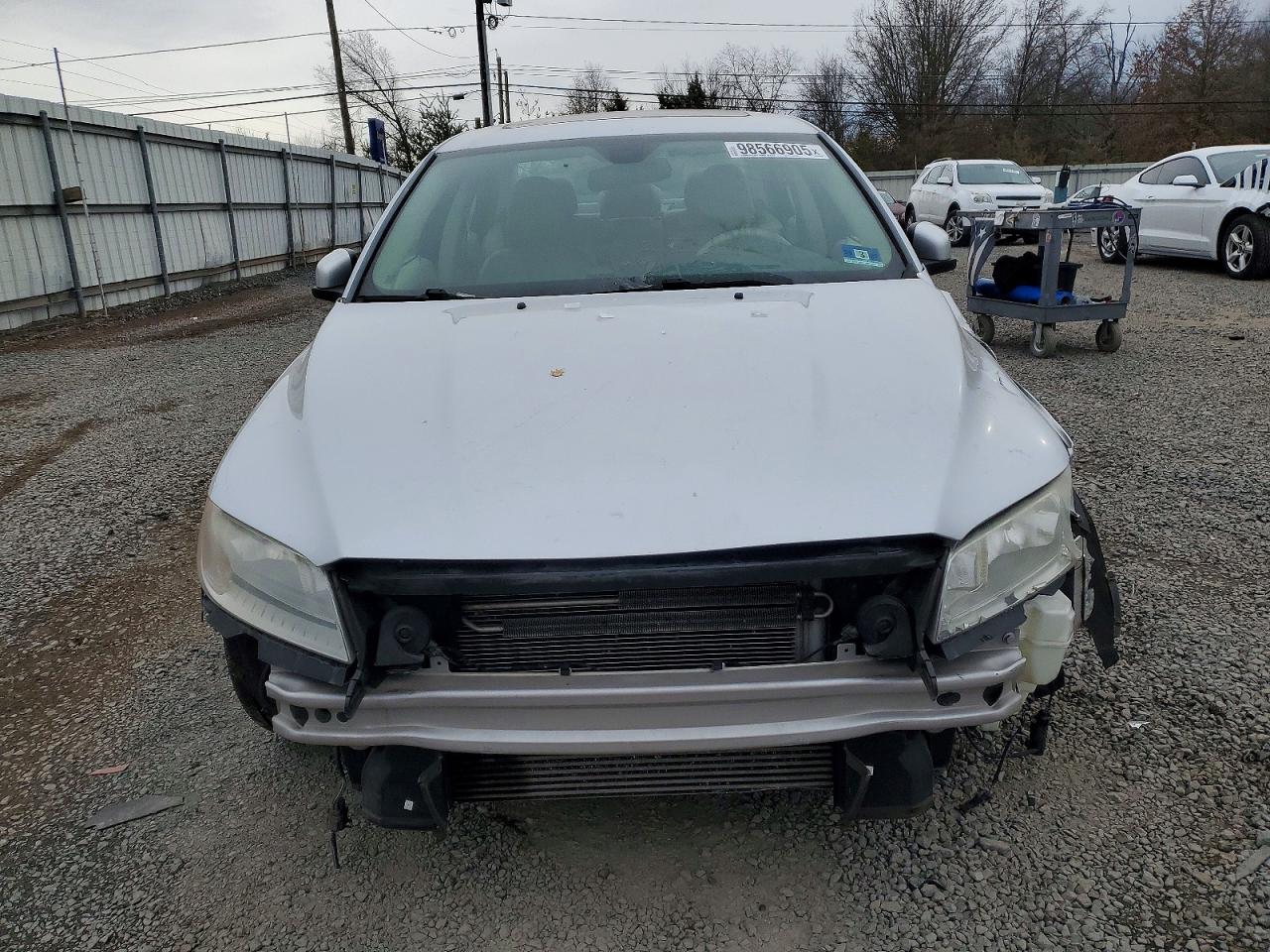 2010 Volvo S80 Silver vin: YV1992AHXA1132413