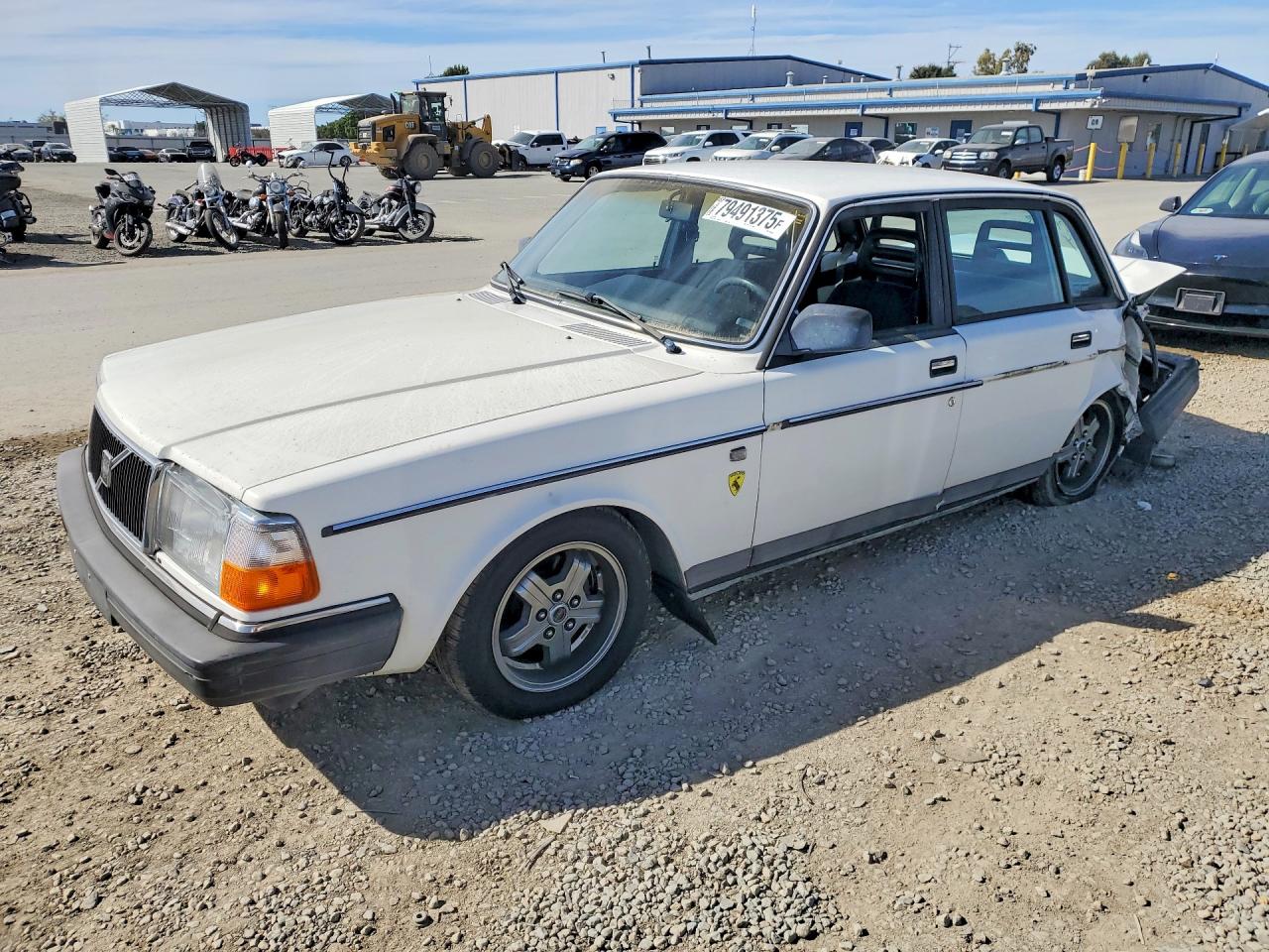 1990 Volvo 240 Base White vin: YV1AA8840L1422236