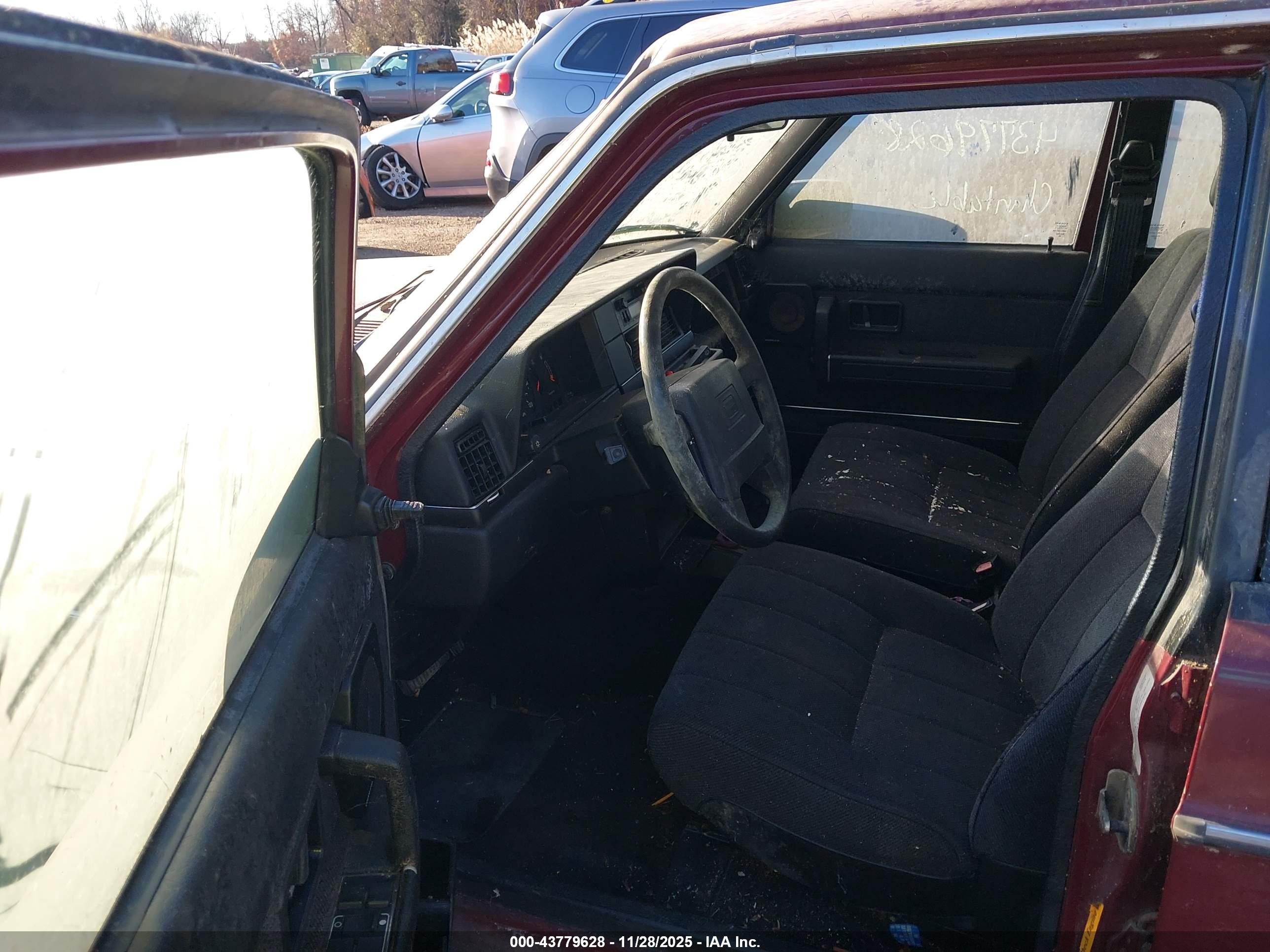 1990 Volvo 240 Dl Maroon vin: YV1AA8841L1410824