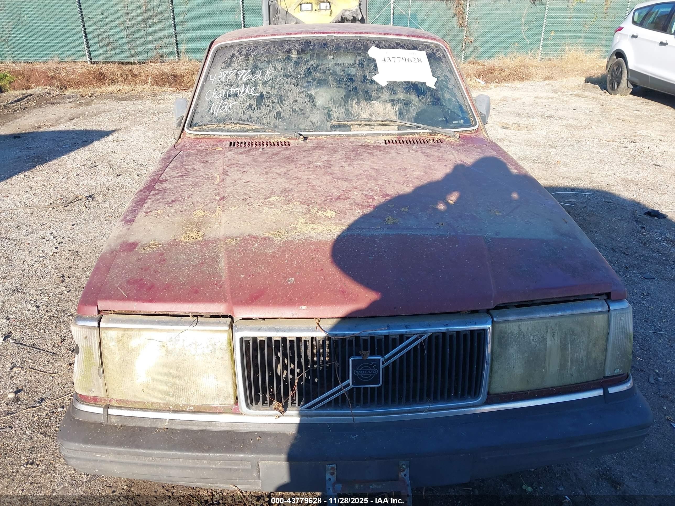 1990 Volvo 240 Dl Maroon vin: YV1AA8841L1410824