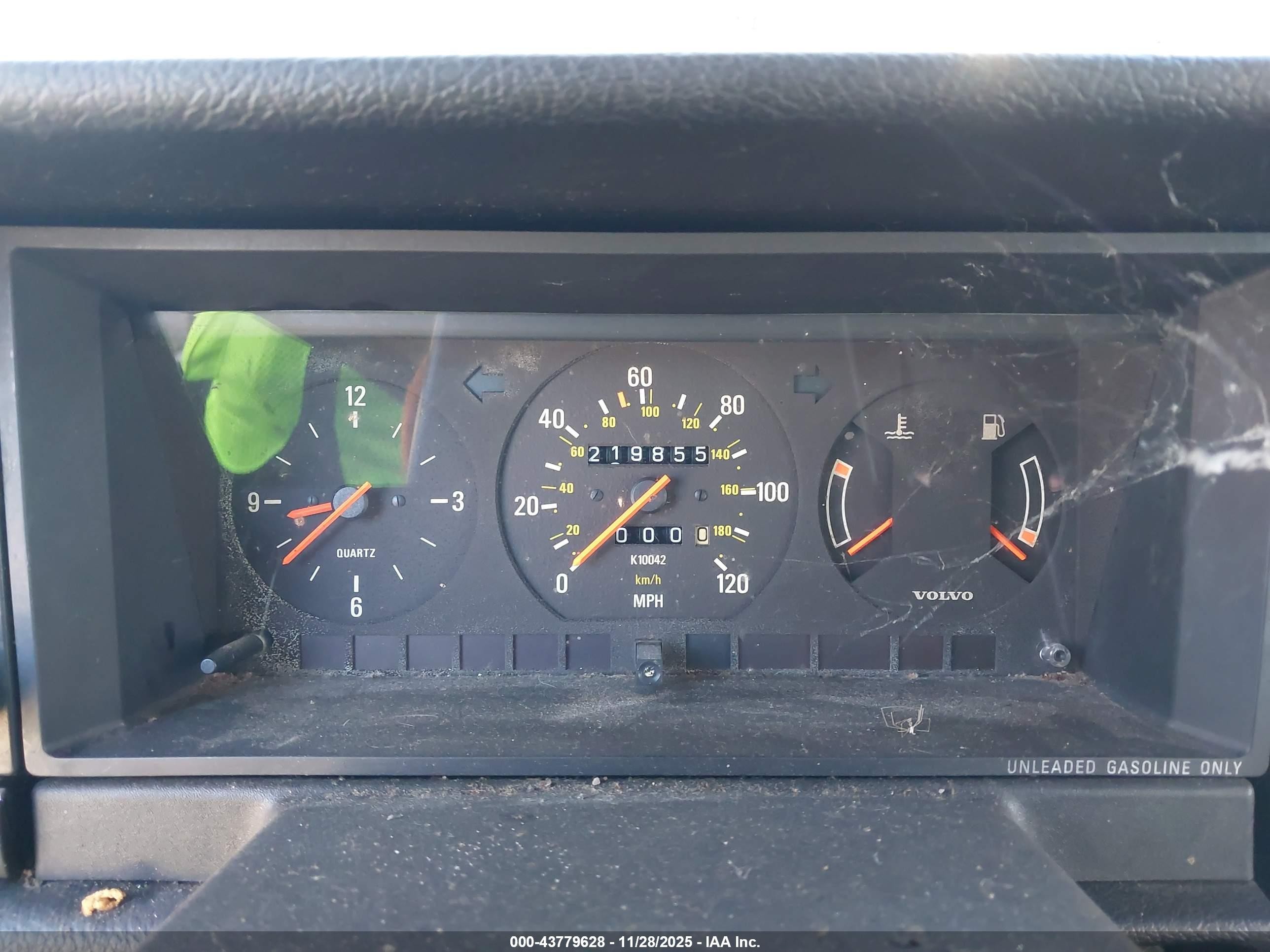 1990 Volvo 240 Dl Maroon vin: YV1AA8841L1410824