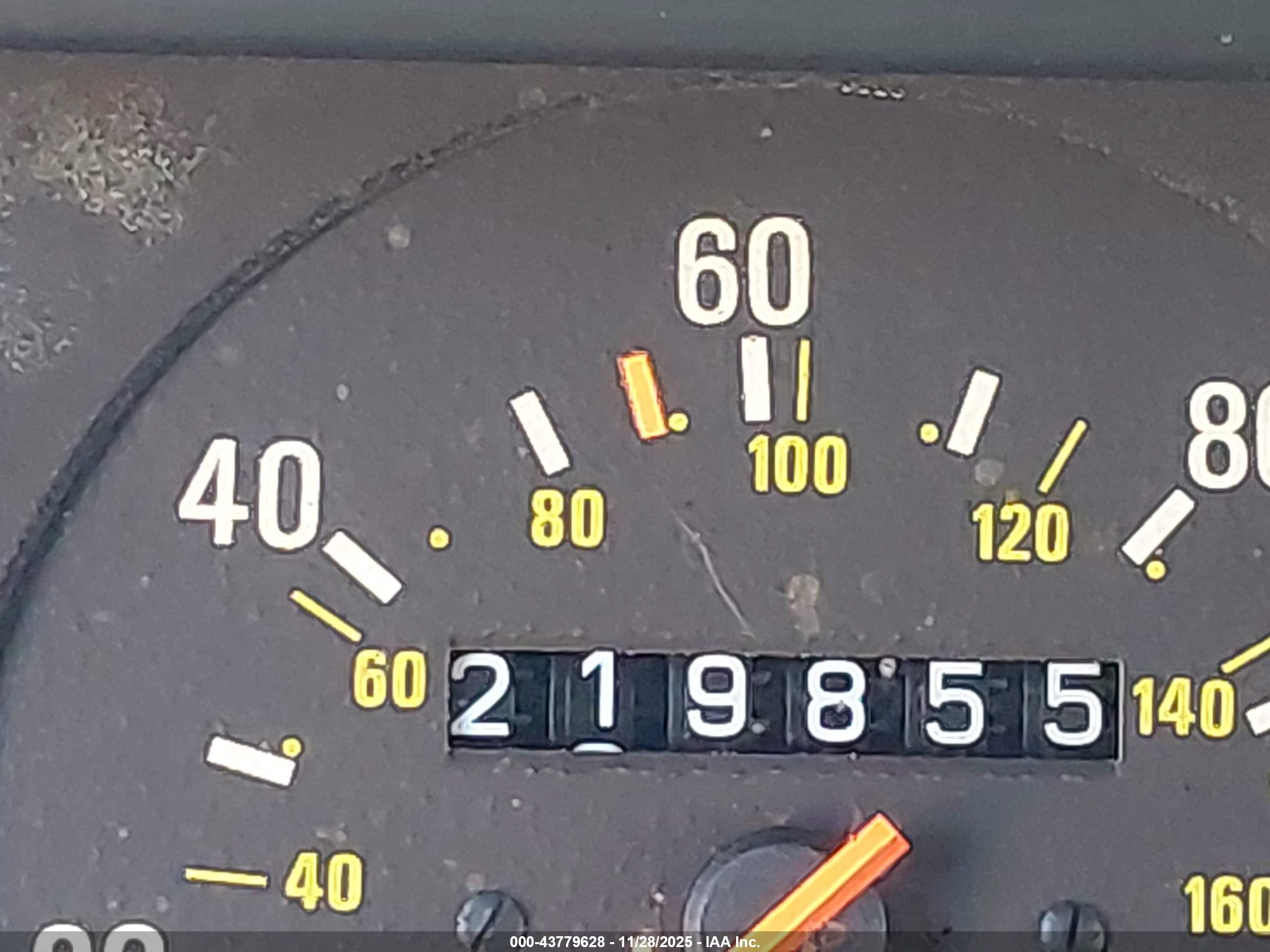 1990 Volvo 240 Dl Maroon vin: YV1AA8841L1410824