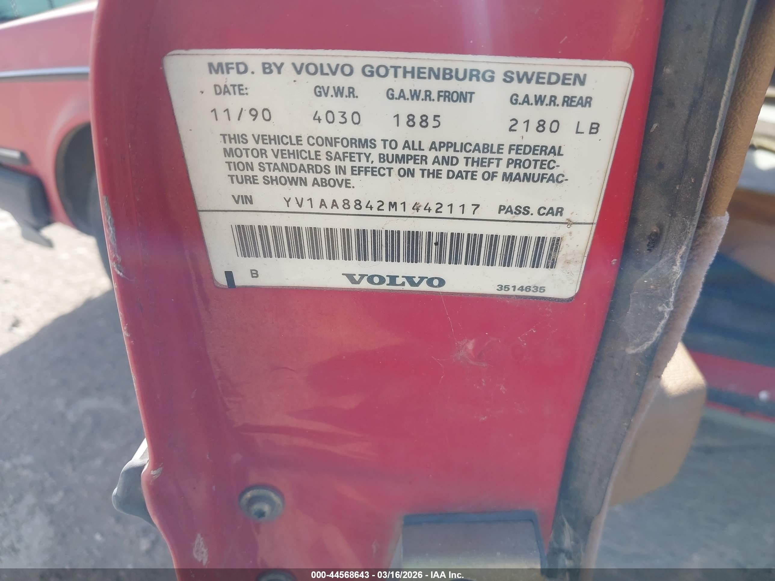 1991 Volvo 240   Red vin: YV1AA8842M1442117
