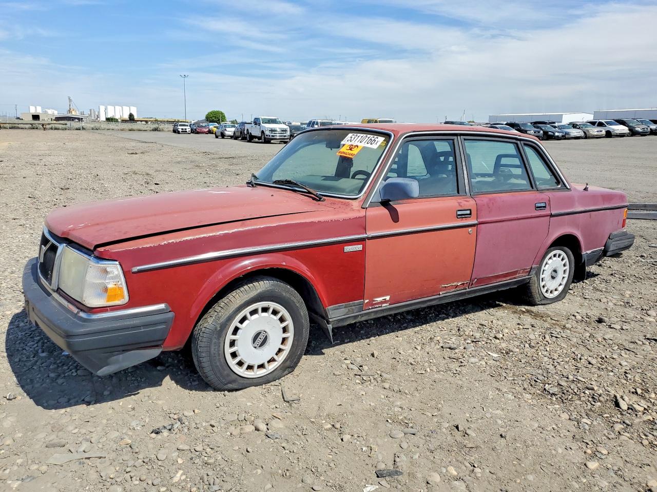 1990 Volvo 240 Base Burgundy vin: YV1AA8844L1393193