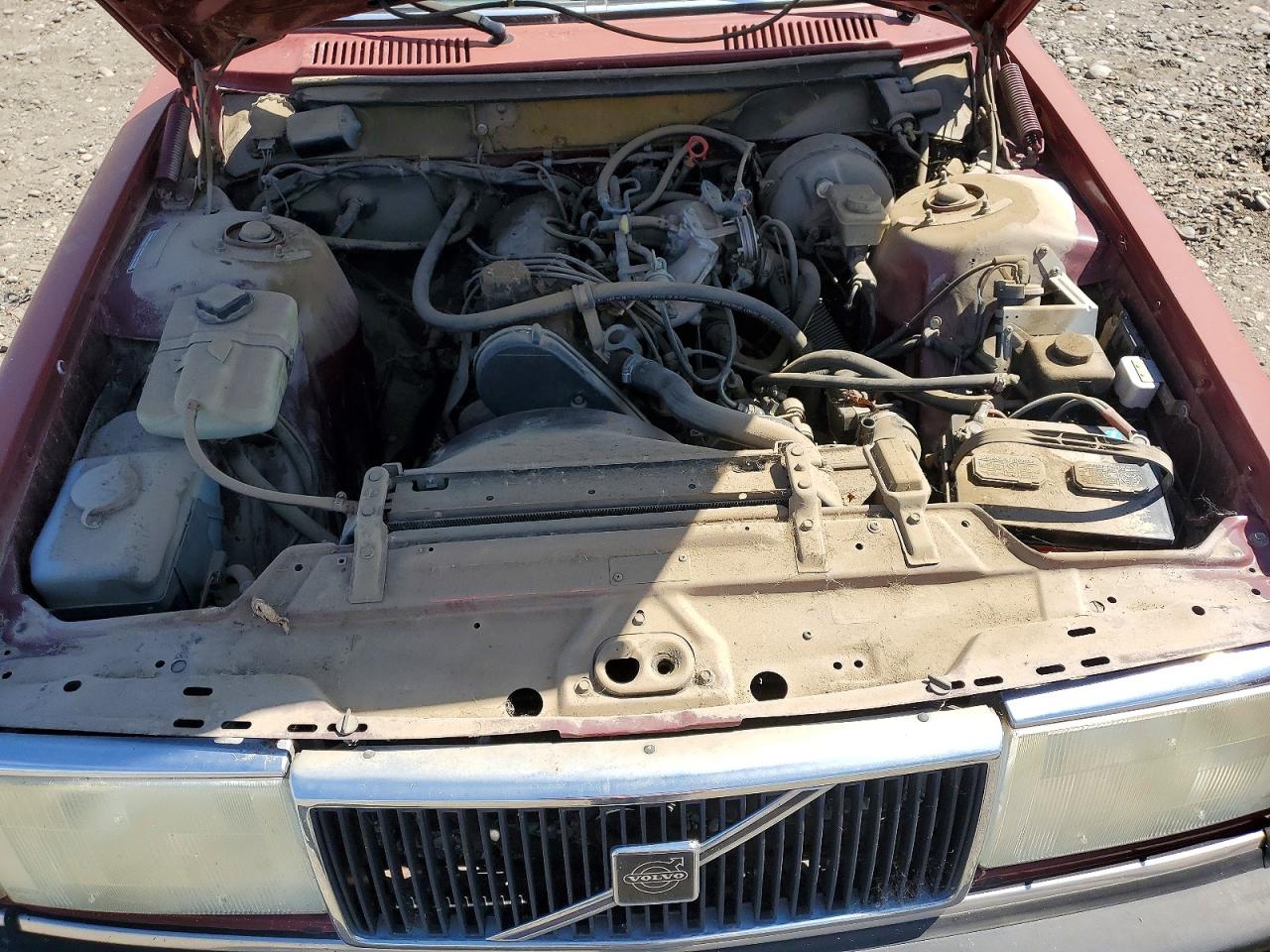 1990 Volvo 240 Base Burgundy vin: YV1AA8844L1393193