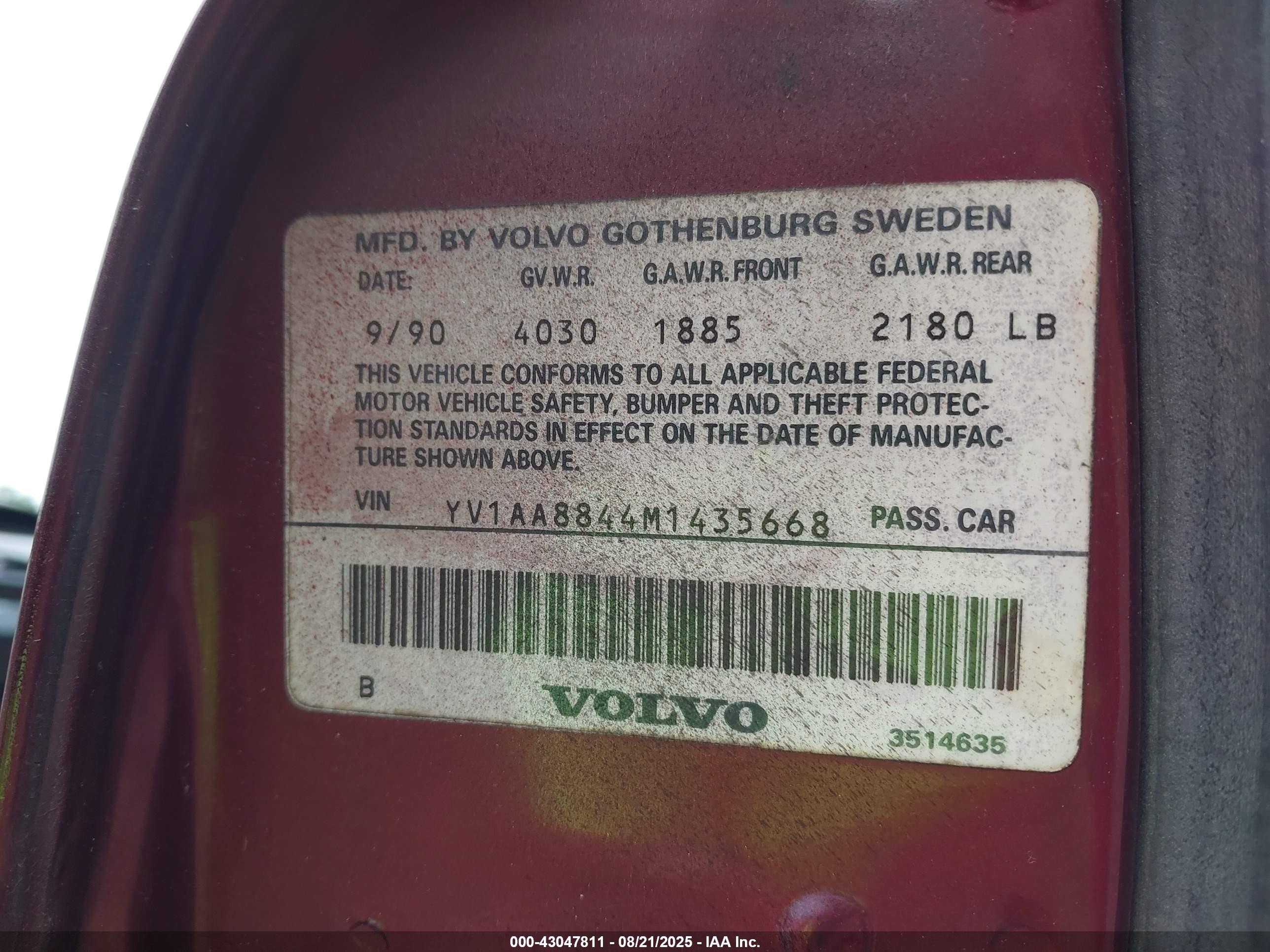 1991 Volvo 240   Burgundy vin: YV1AA8844M1435668