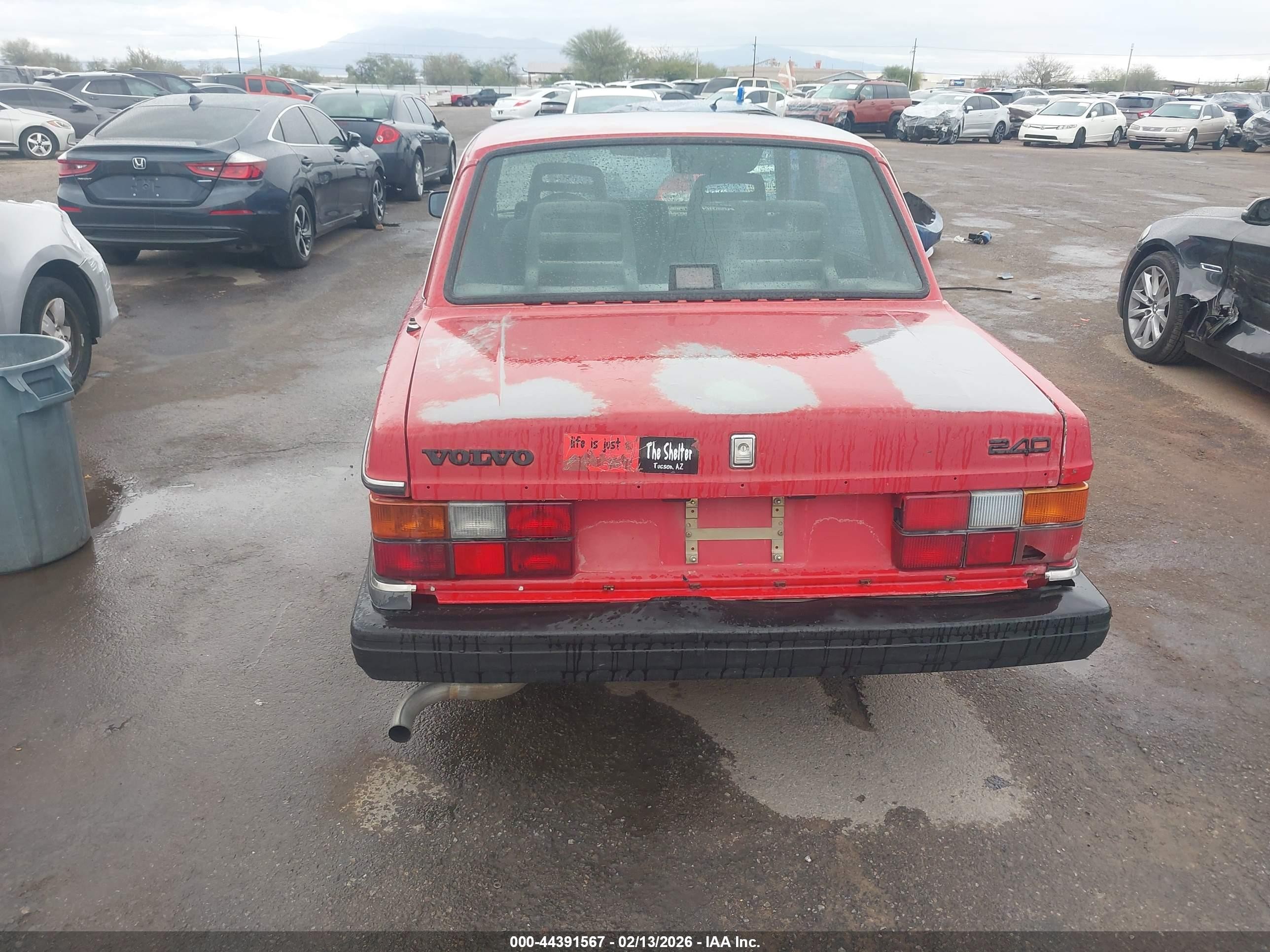1991 Volvo 240   Красный vin: YV1AA8847M1442355
