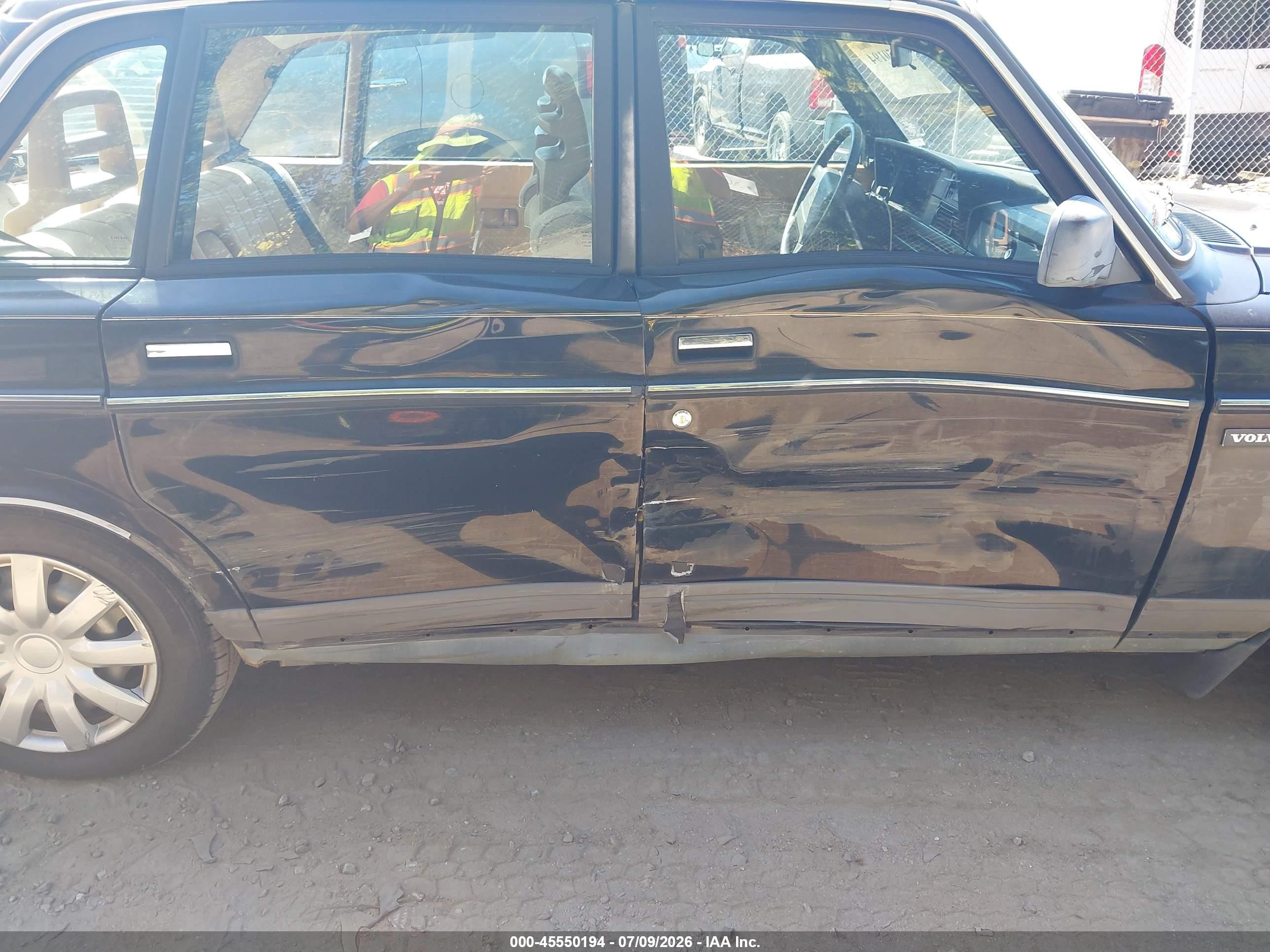 1990 Volvo 240 Dl Black vin: YV1AA8848L1422145