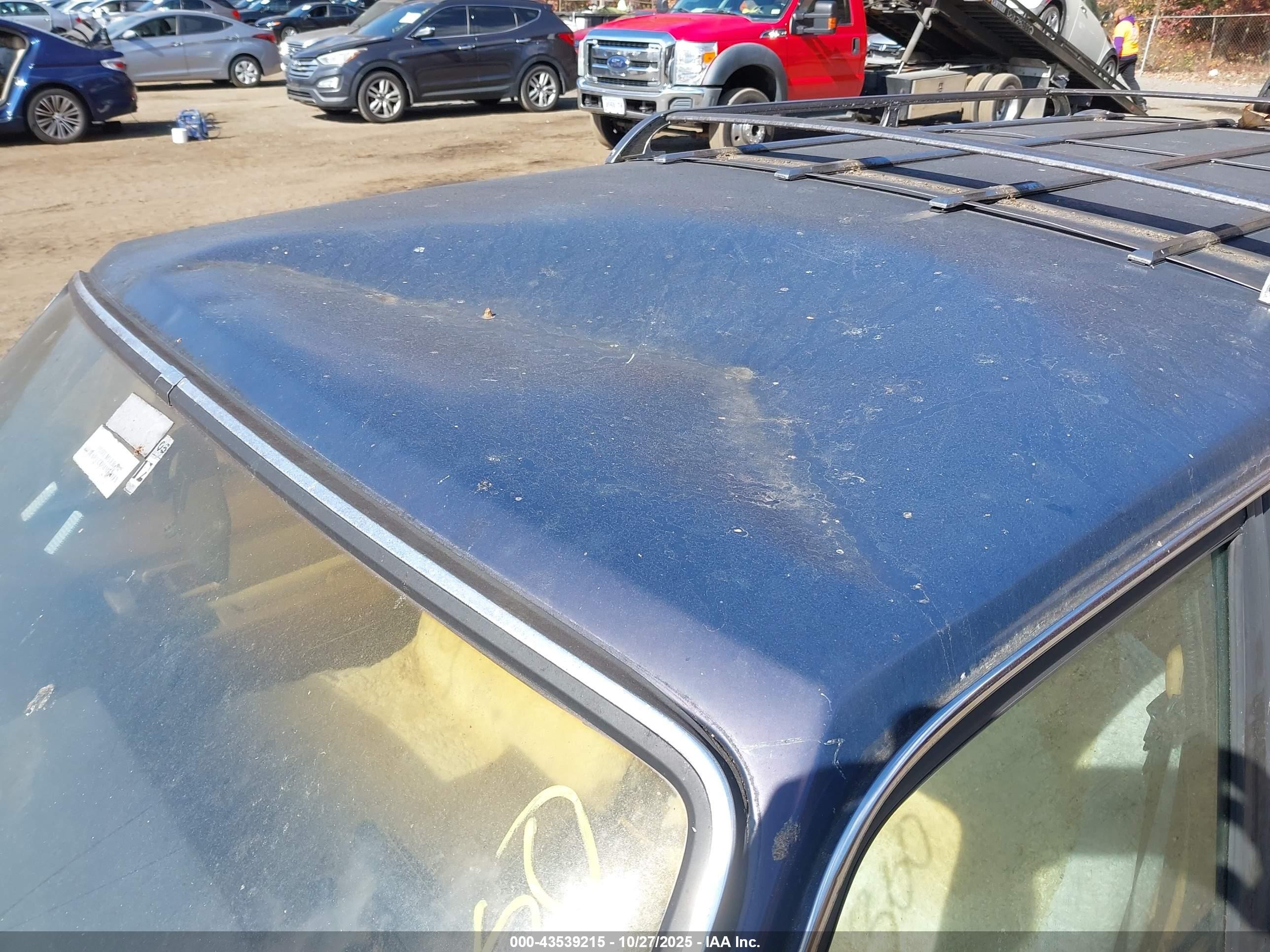 1990 Volvo 240 Dl Blue vin: YV1AA8850L1857086