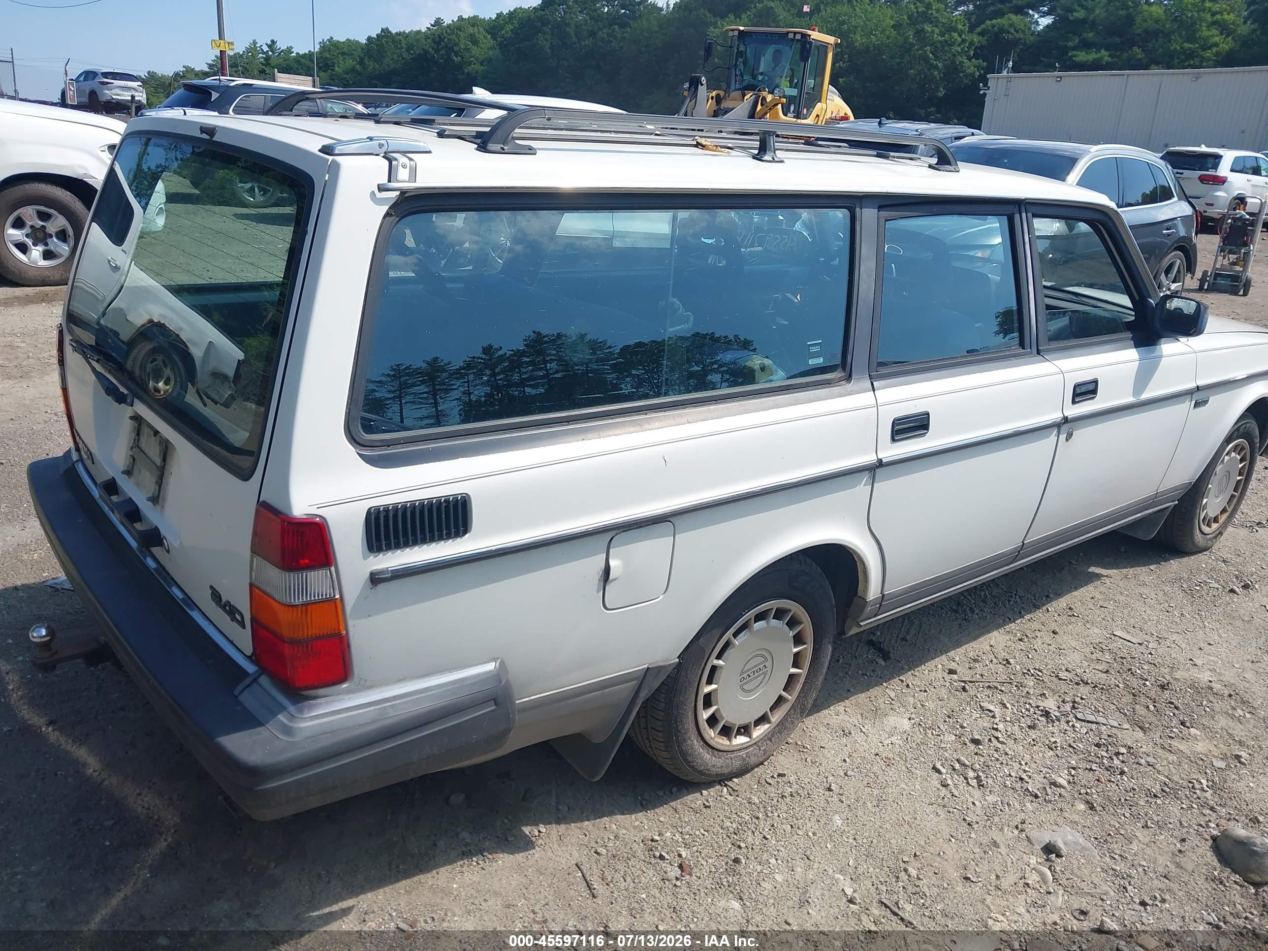 1991 Volvo 240 Se White vin: YV1AA8852M1889863