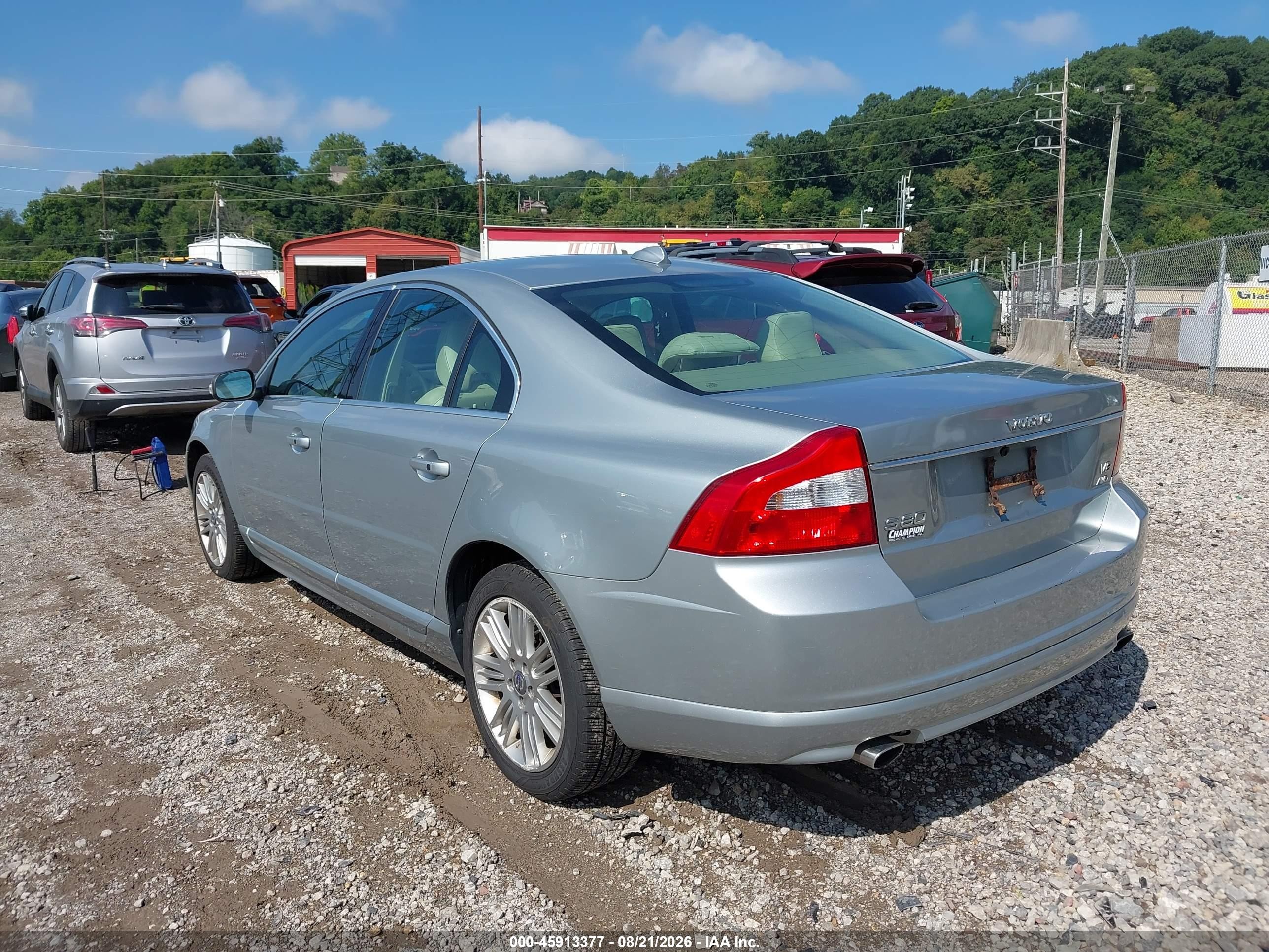 2007 Volvo S80 V8 Silver vin: YV1AH852371038956