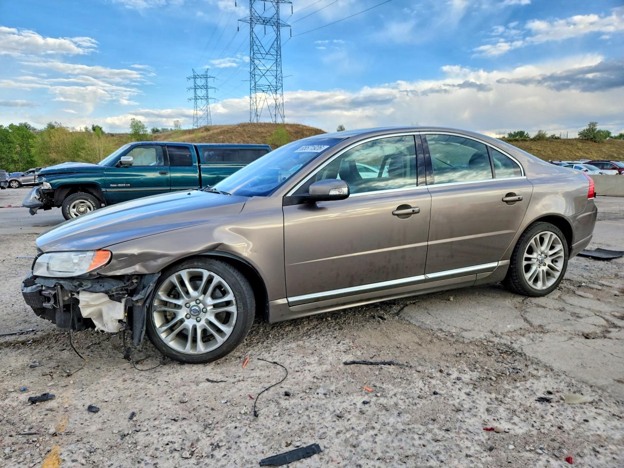 2008 Volvo S80 V8 Tan vin: YV1AH852581061673