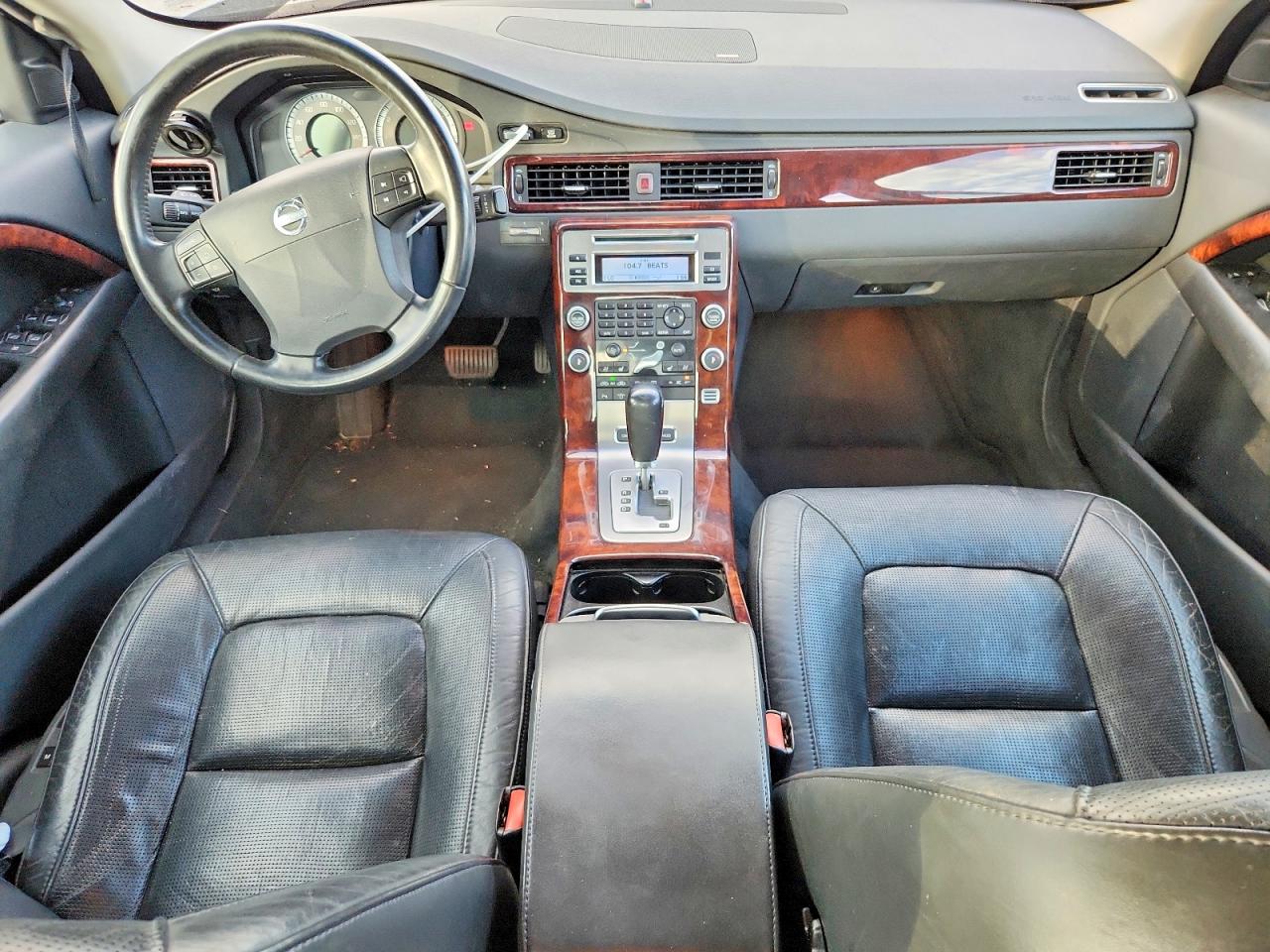 2008 Volvo S80 V8 Tan vin: YV1AH852581061673