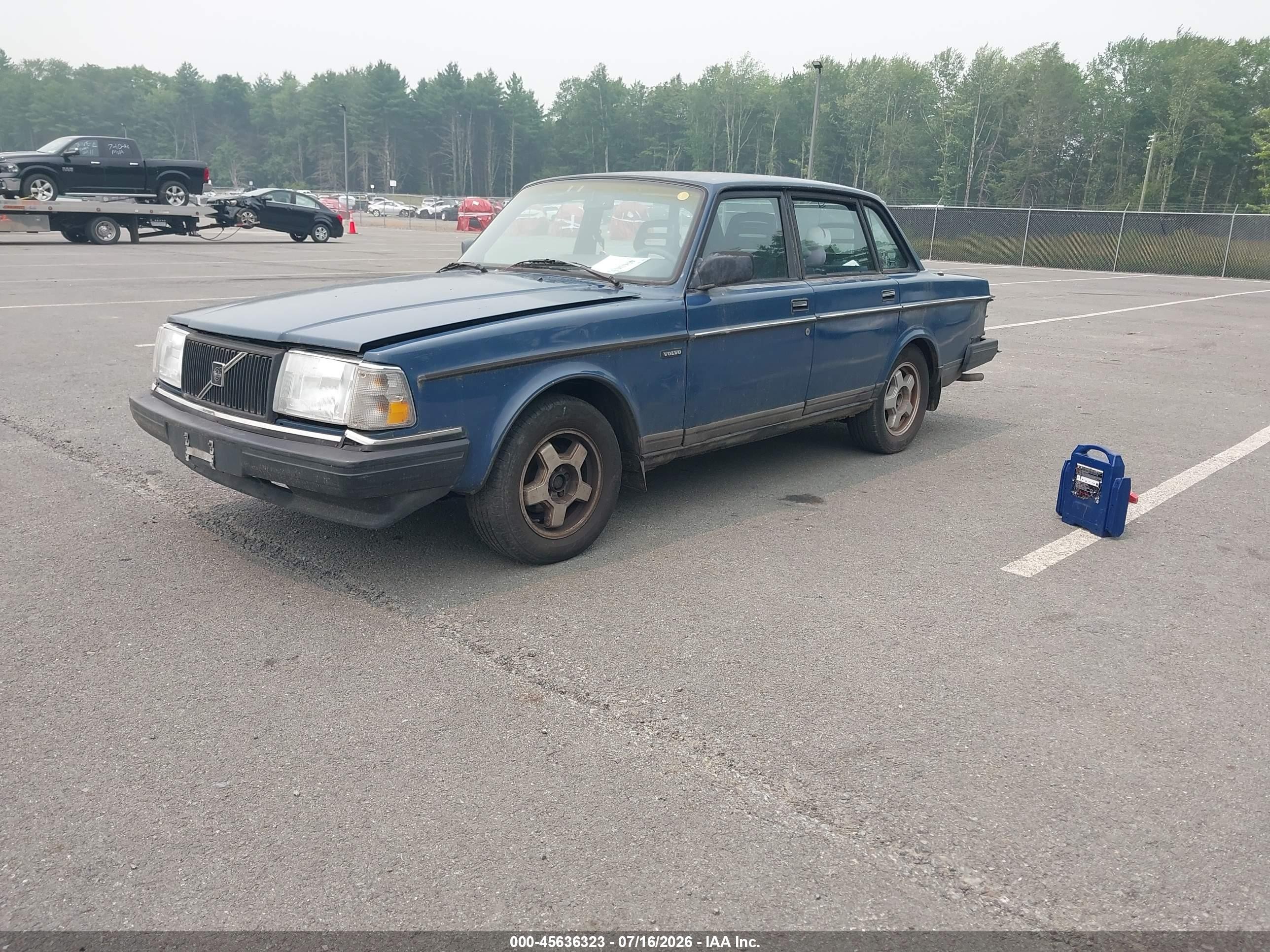 1992 Volvo 240 Gl Blue vin: YV1AS8802N1471029
