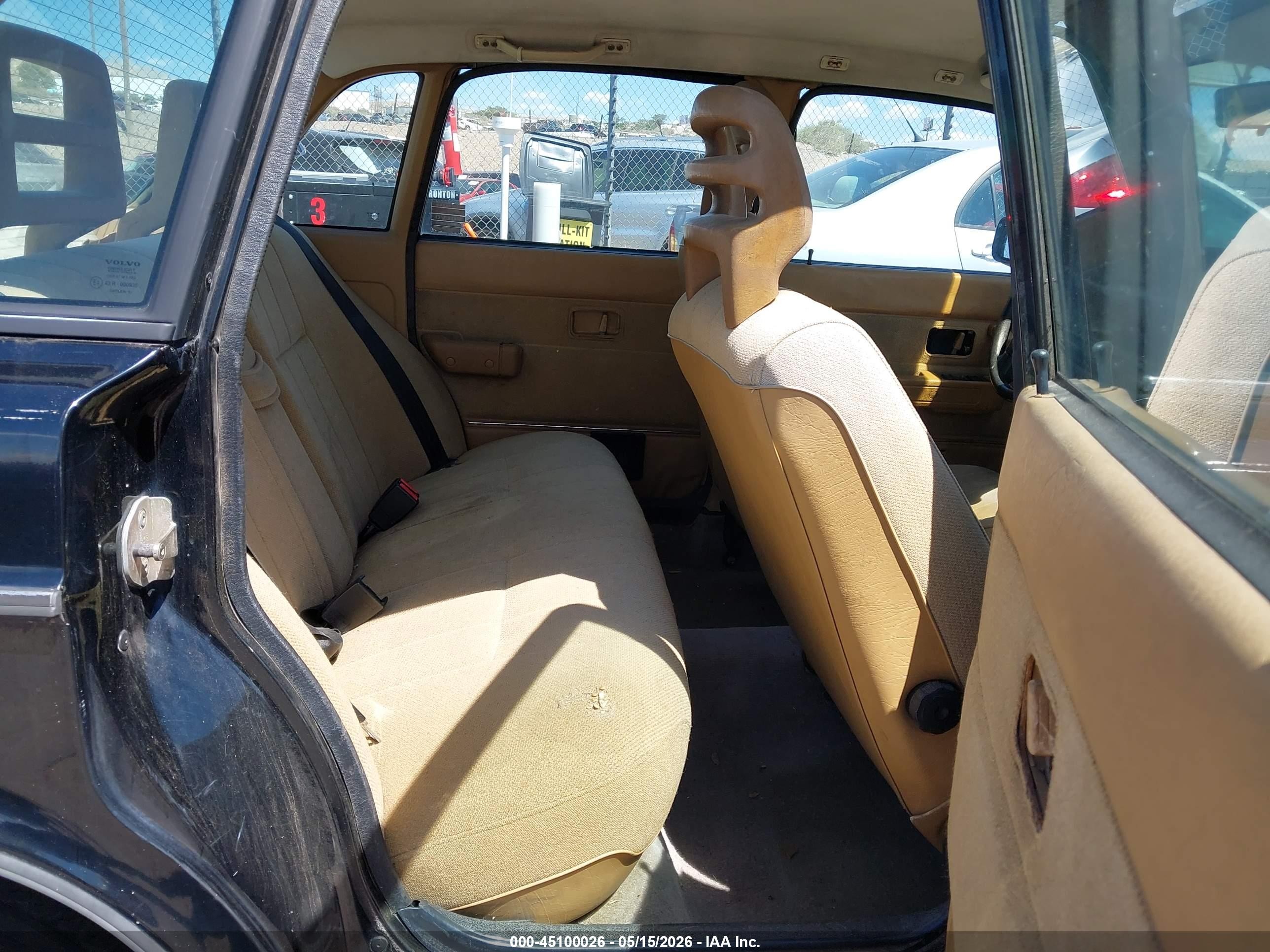 1992 Volvo 240 Gl Black vin: YV1AS8803N1460279