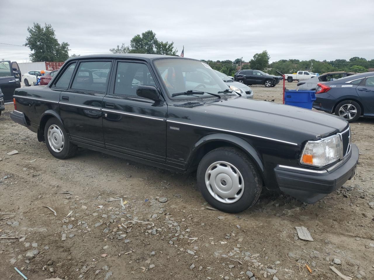 1992 Volvo 240 Base   Black vin: YV1AS8803N1467586