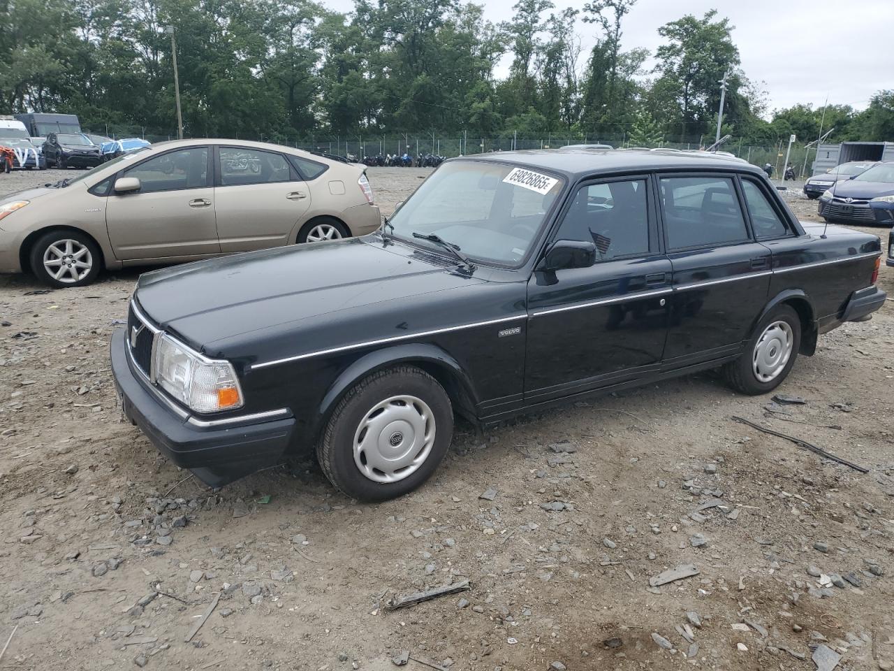 1992 Volvo 240 Base   Black vin: YV1AS8803N1467586