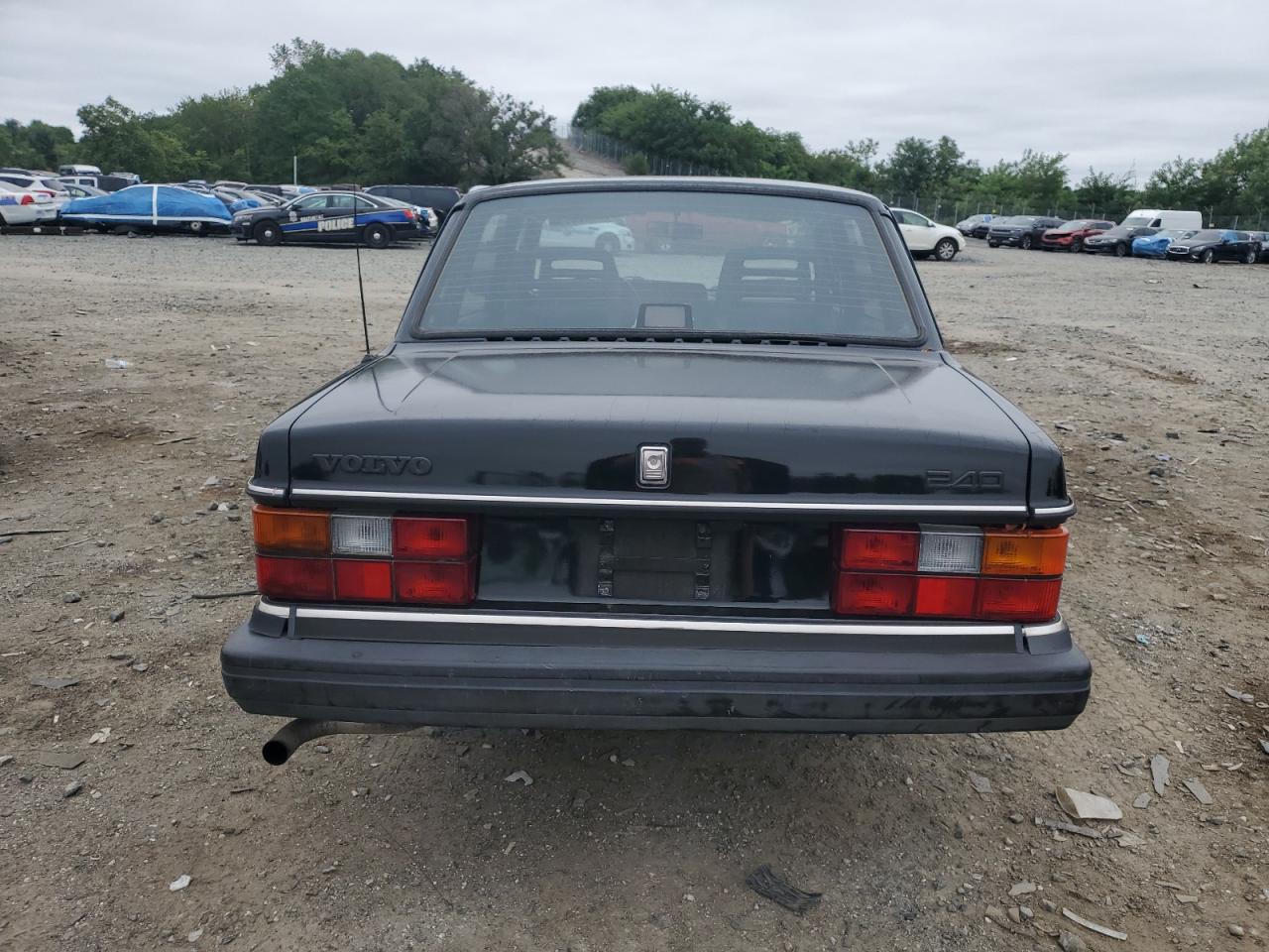 1992 Volvo 240 Base   Black vin: YV1AS8803N1467586