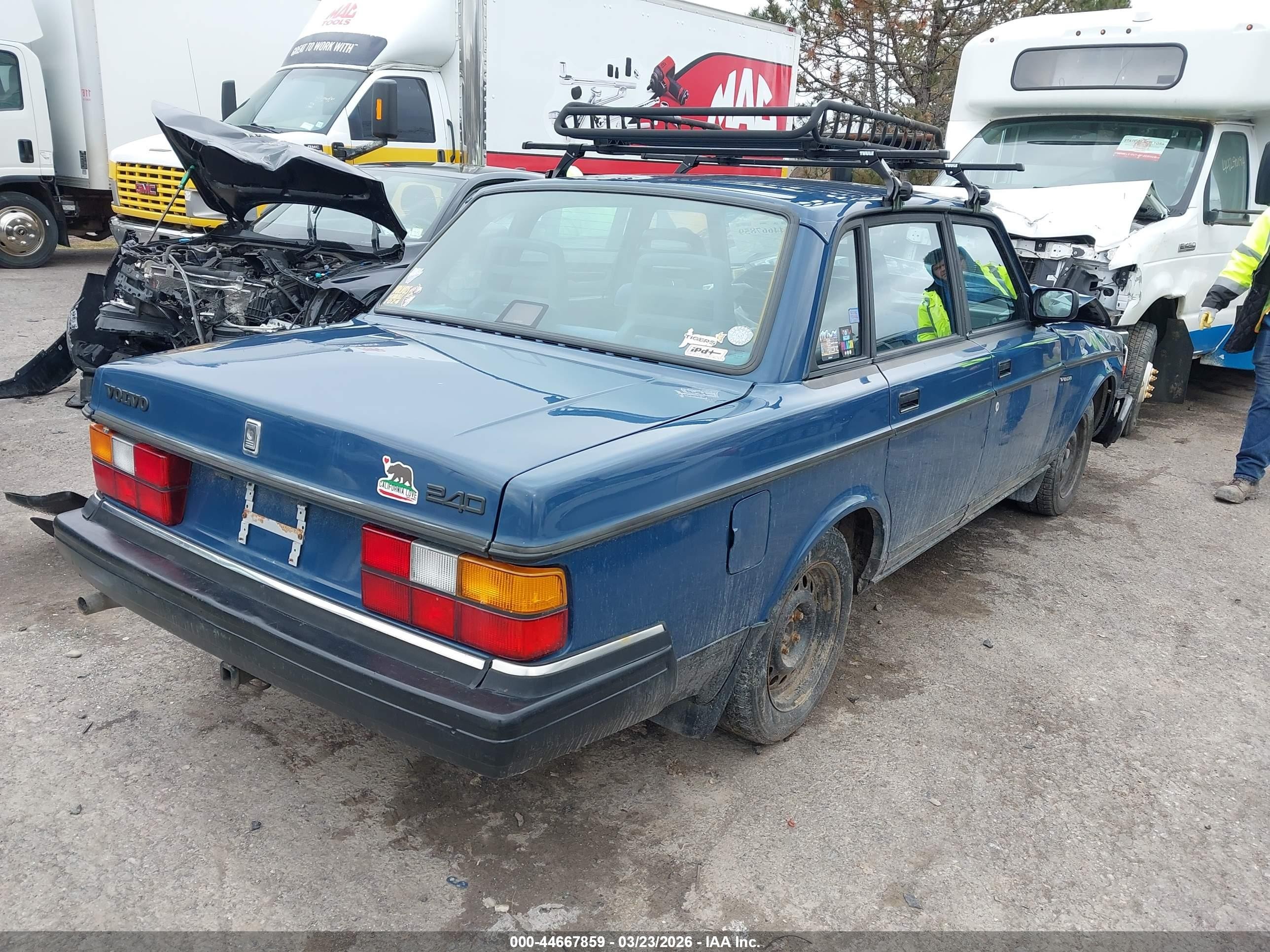 1992 Volvo 240 Gl Blue vin: YV1AS8808N1459791