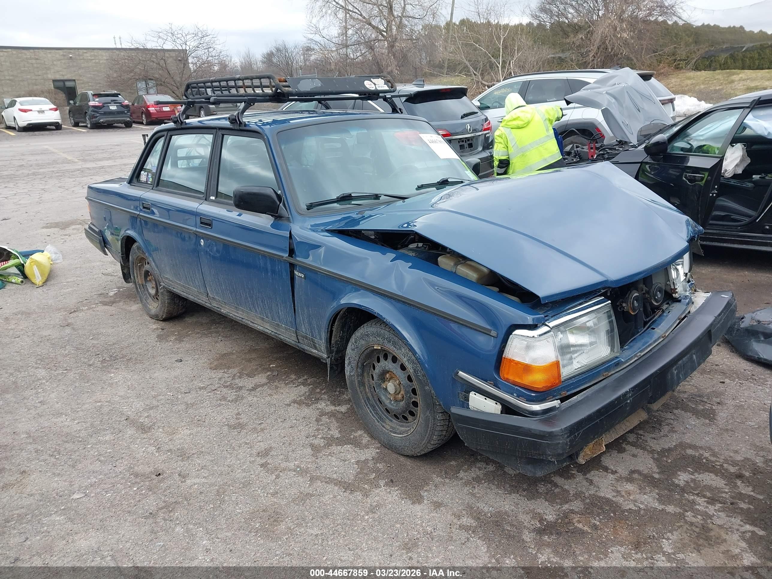 1992 Volvo 240 Gl Blue vin: YV1AS8808N1459791
