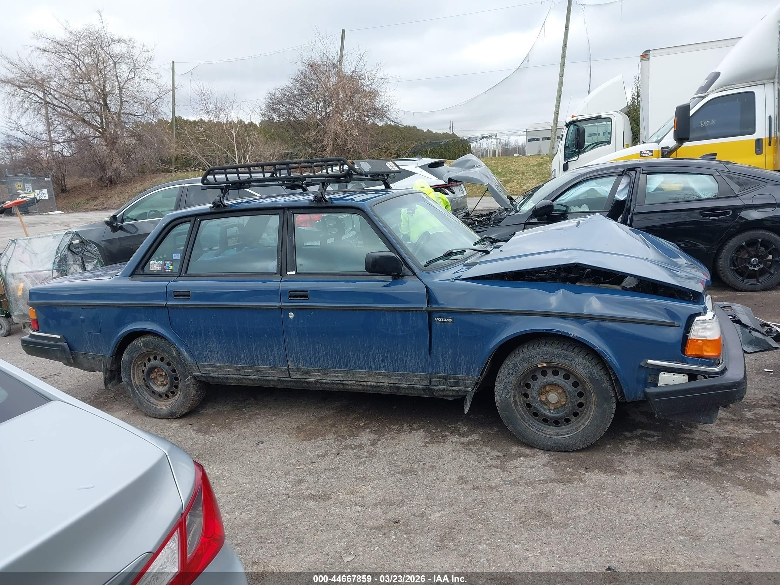 1992 Volvo 240 Gl Blue vin: YV1AS8808N1459791