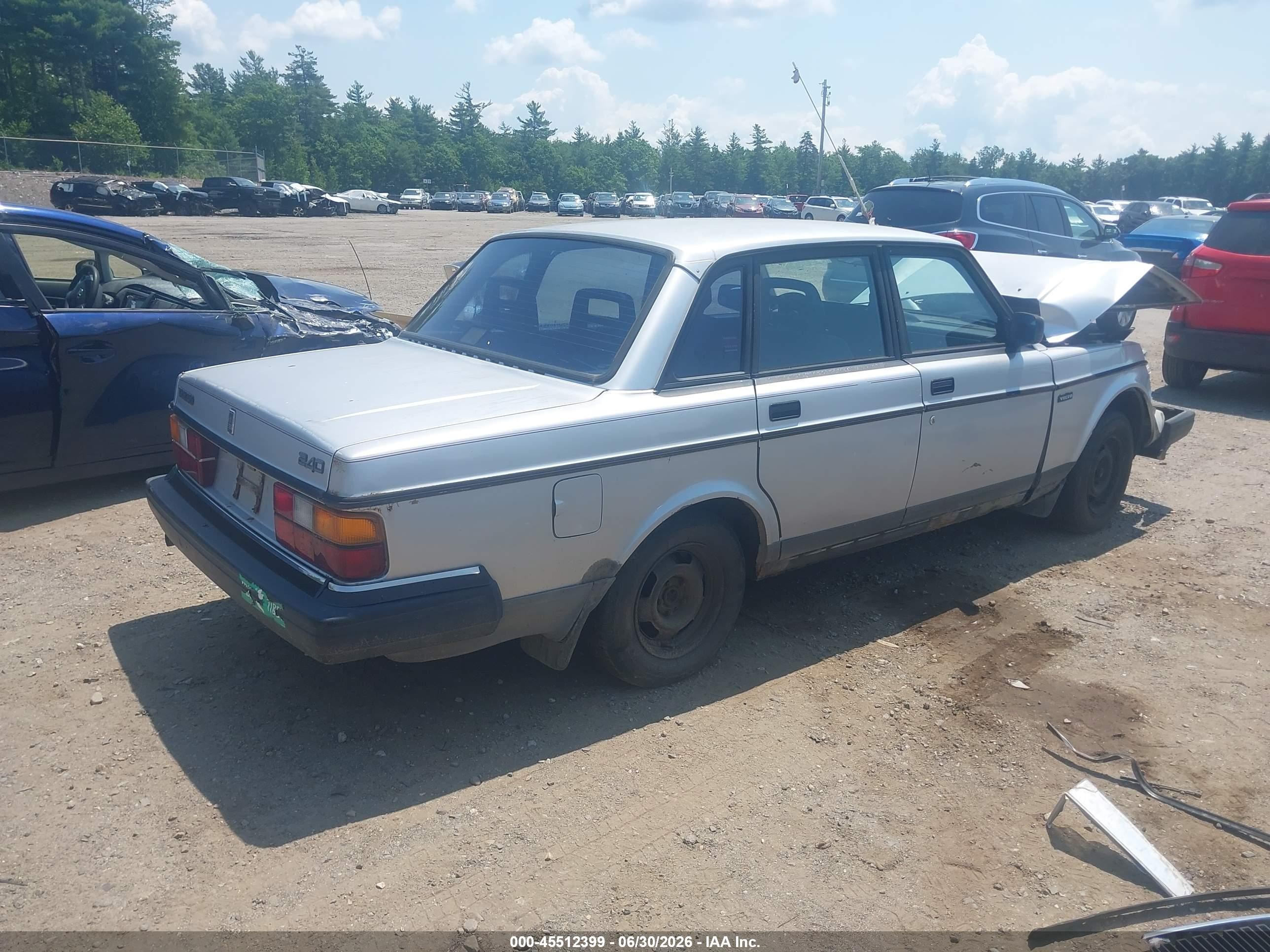 1992 Volvo 240 Gl Silver vin: YV1AS880XN1460442