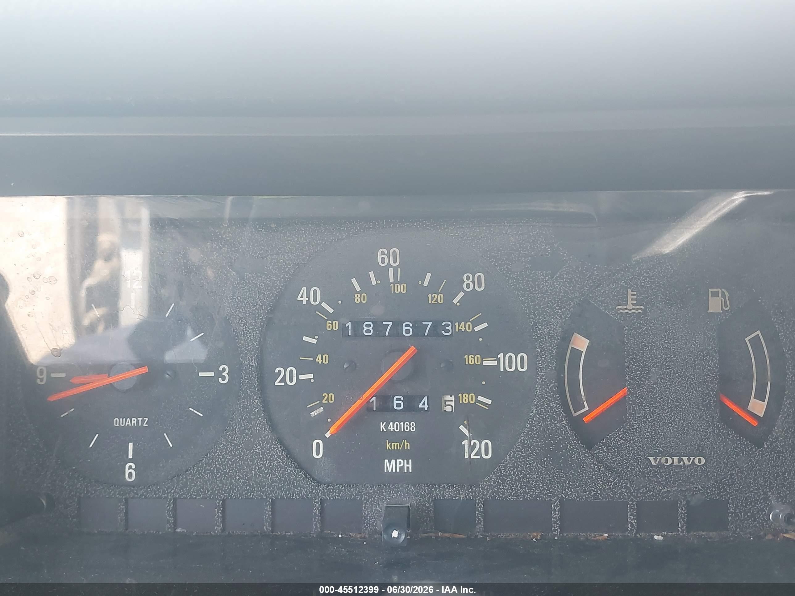 1992 Volvo 240 Gl Silver vin: YV1AS880XN1460442