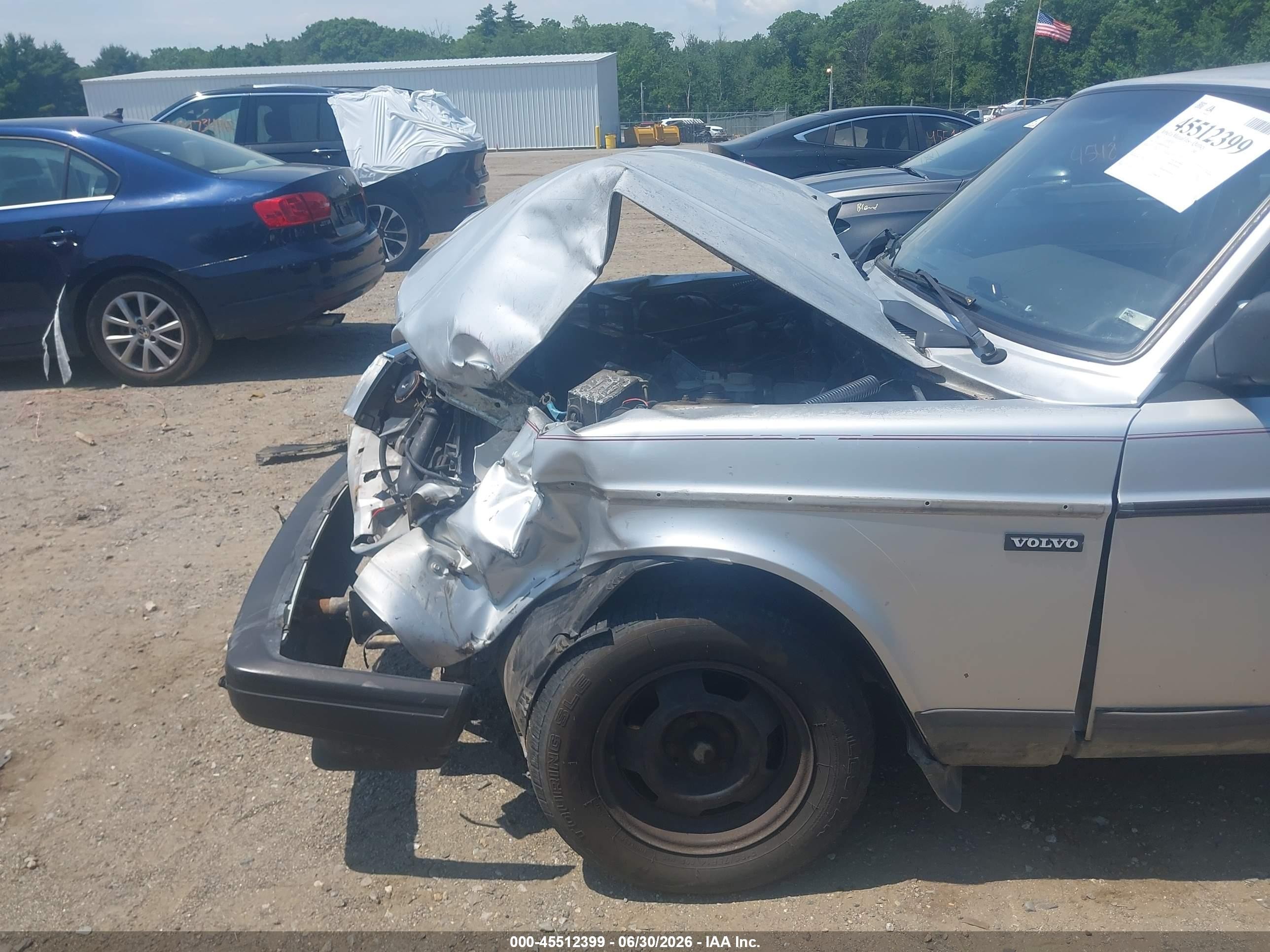1992 Volvo 240 Gl Silver vin: YV1AS880XN1460442