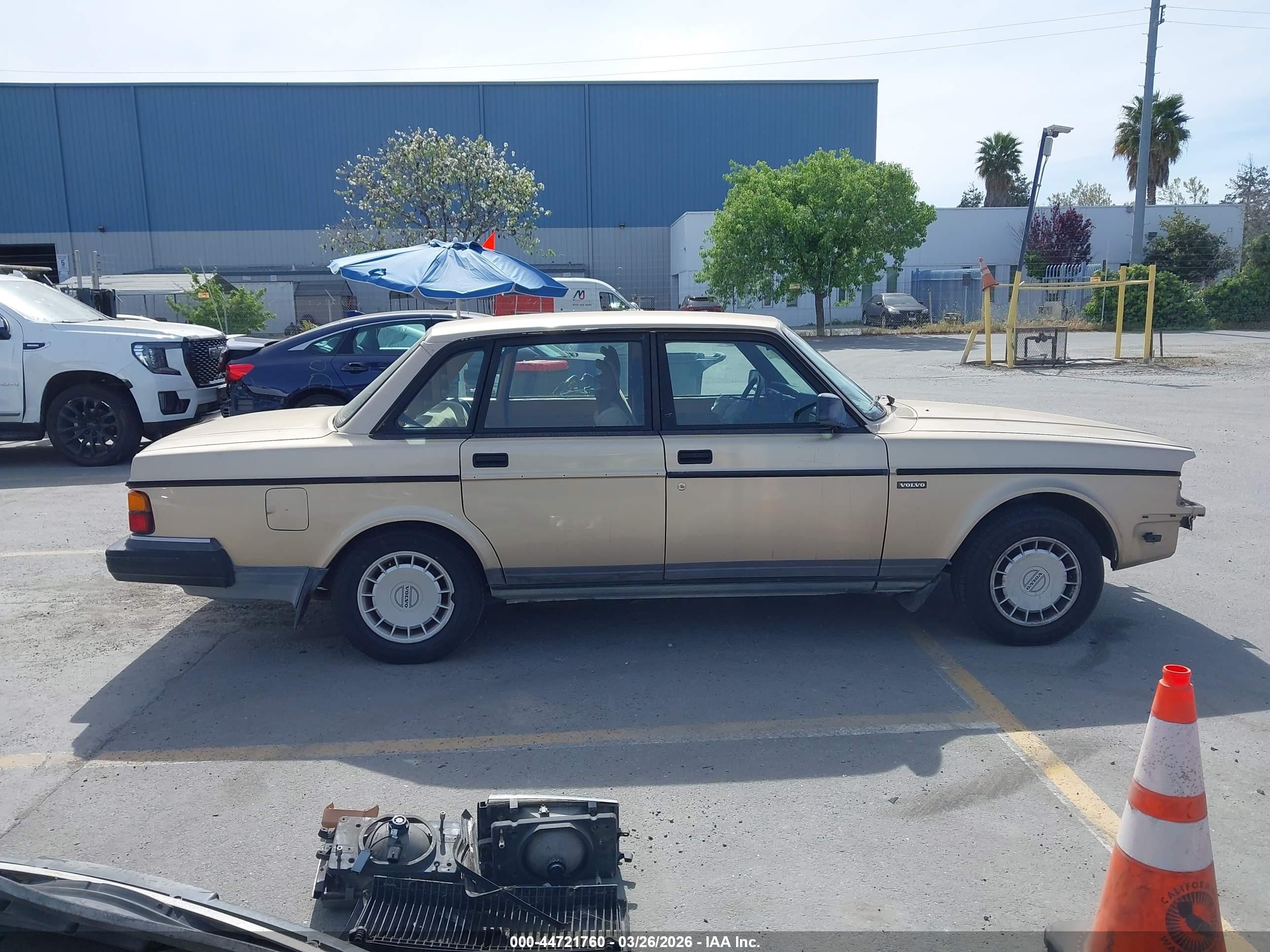 1992 Volvo 240 Gl Brown vin: YV1AS8815N1471874