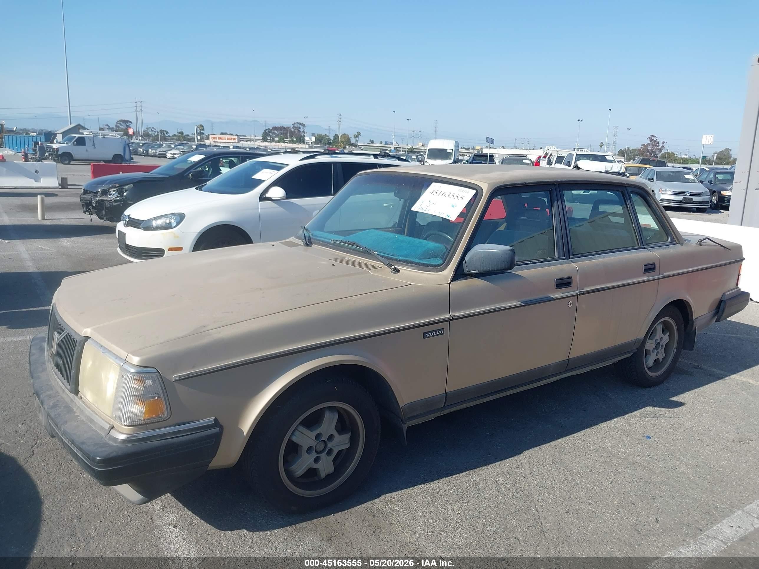 1992 Volvo 240 Gl Gold vin: YV1AS881XN1462247