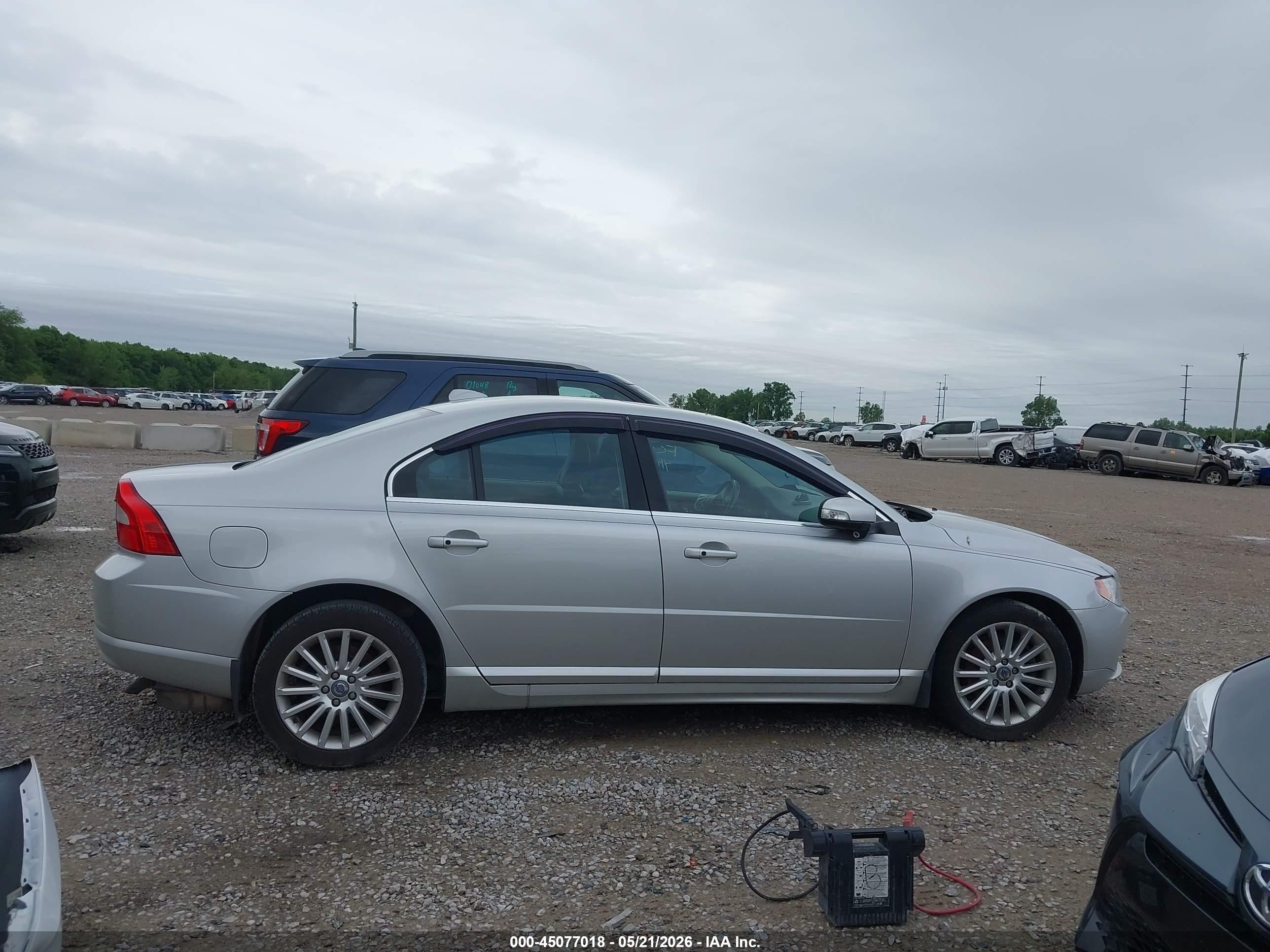 2008 Volvo S80 3.2 Silver vin: YV1AS982081079274