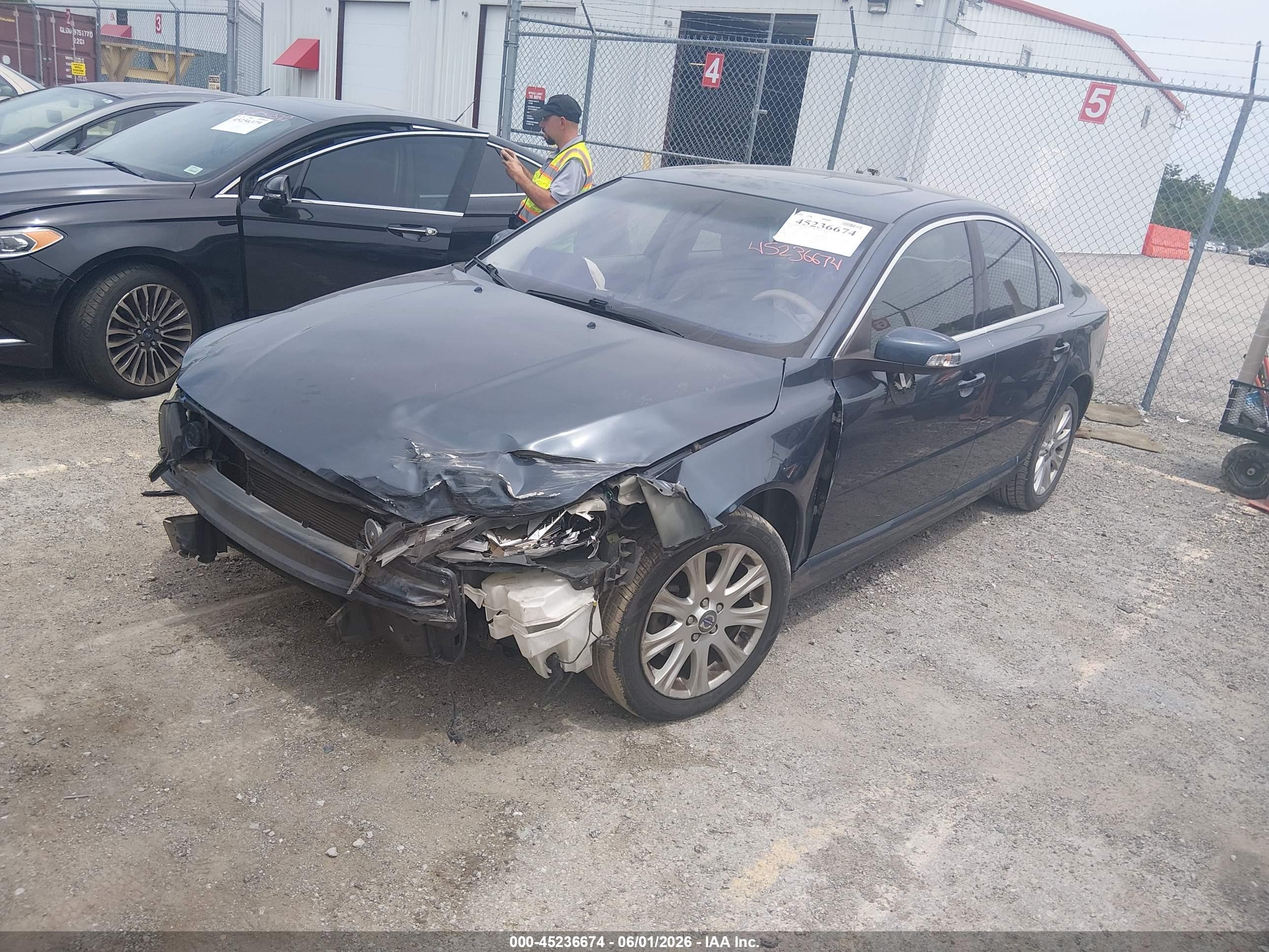 2009 Volvo S80 3.2 Blue vin: YV1AS982291101504