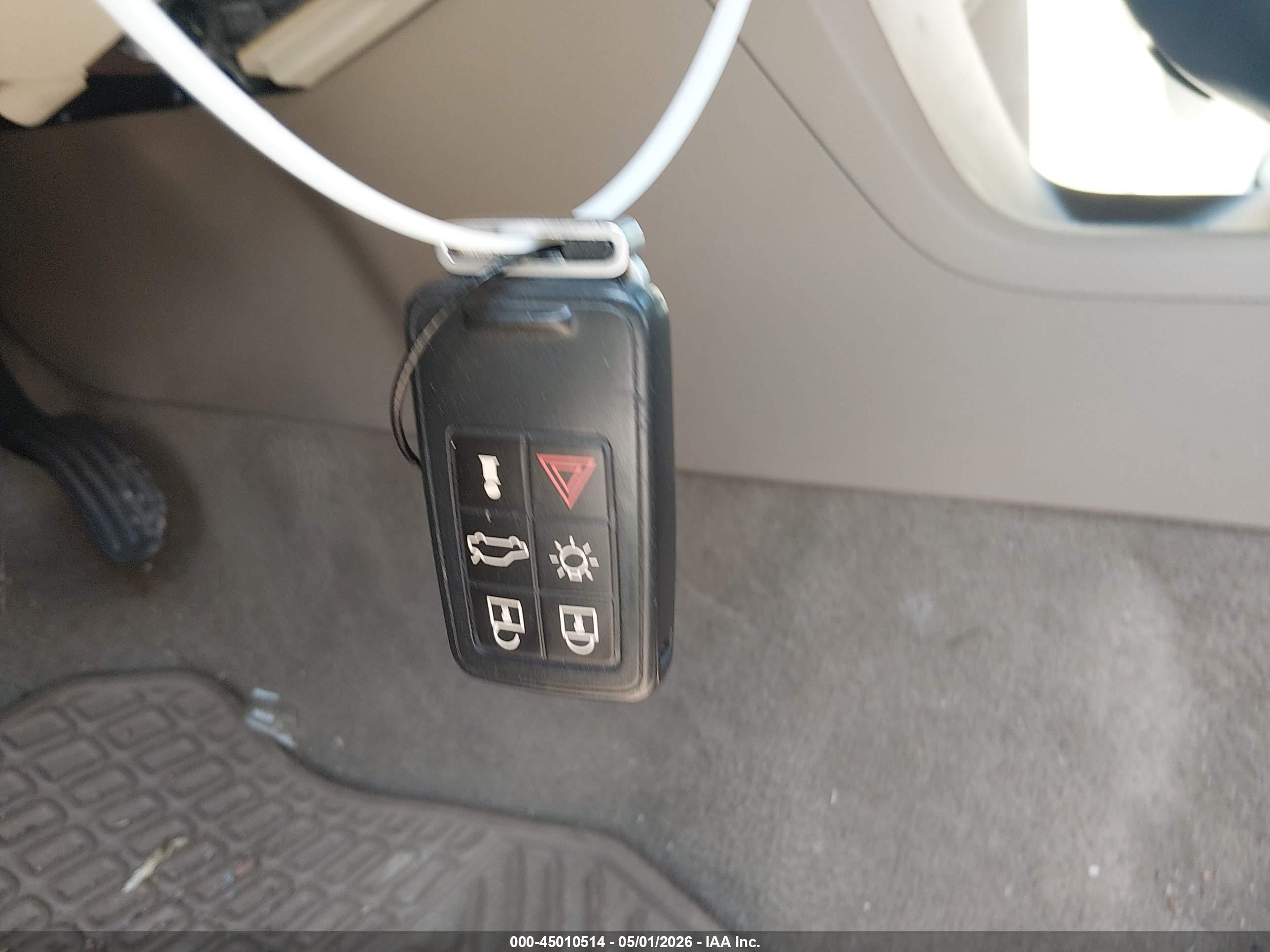 2007 Volvo S80 3.2 Silver vin: YV1AS982X71021185