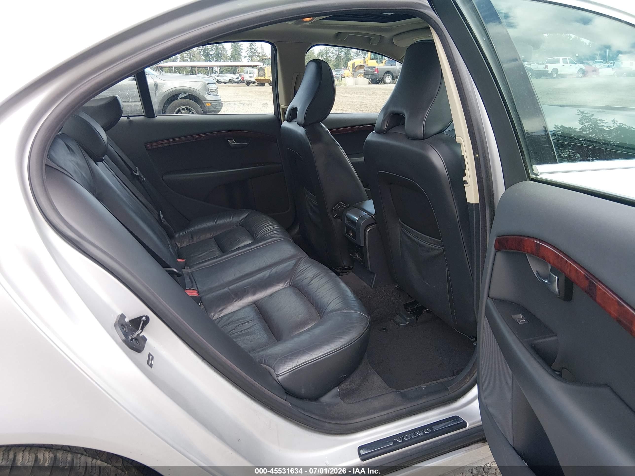 2007 Volvo S80 3.2 Silver vin: YV1AS982X71035510