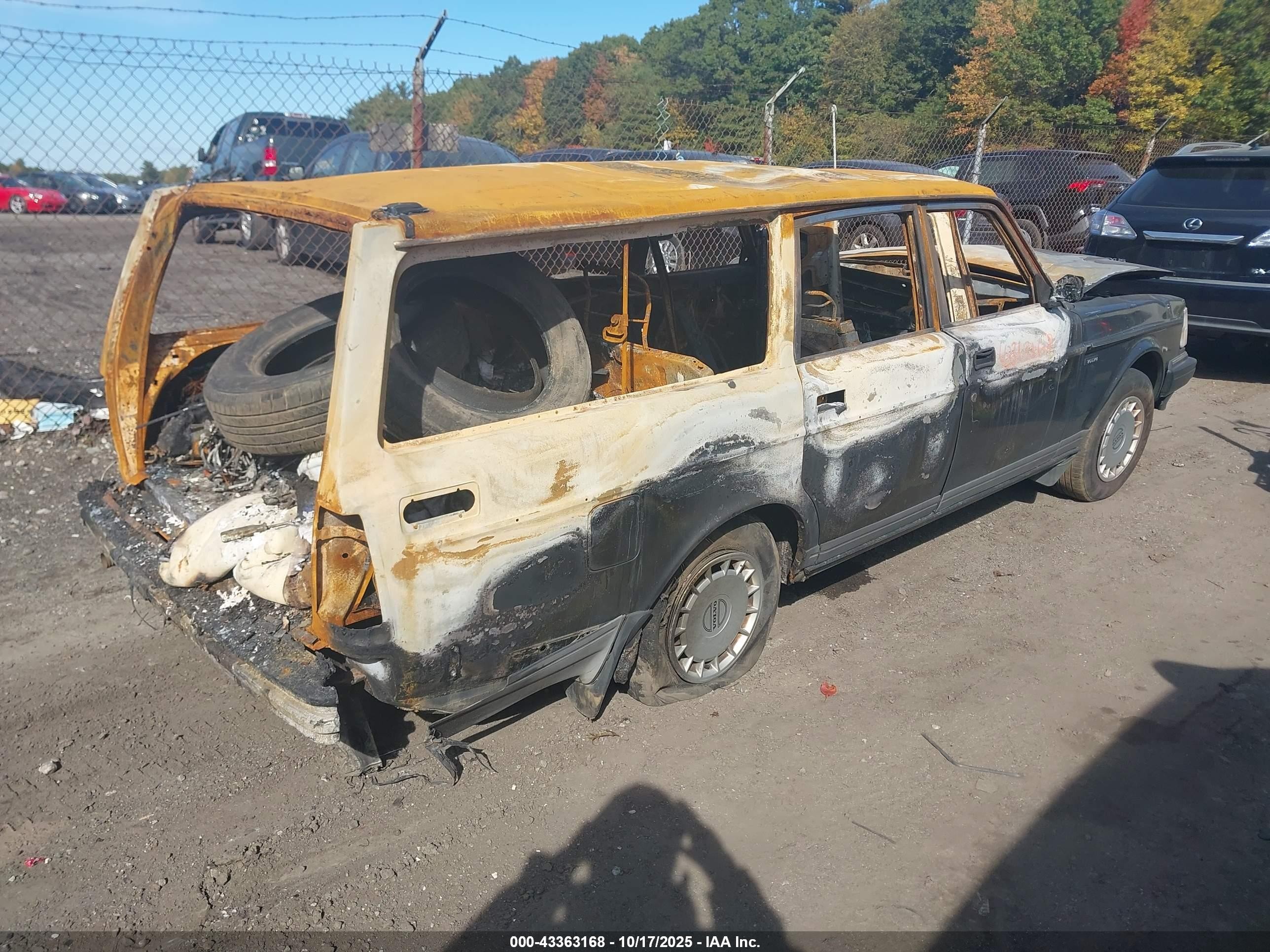 1992 Volvo 240   Gray vin: YV1AW8806N1913587