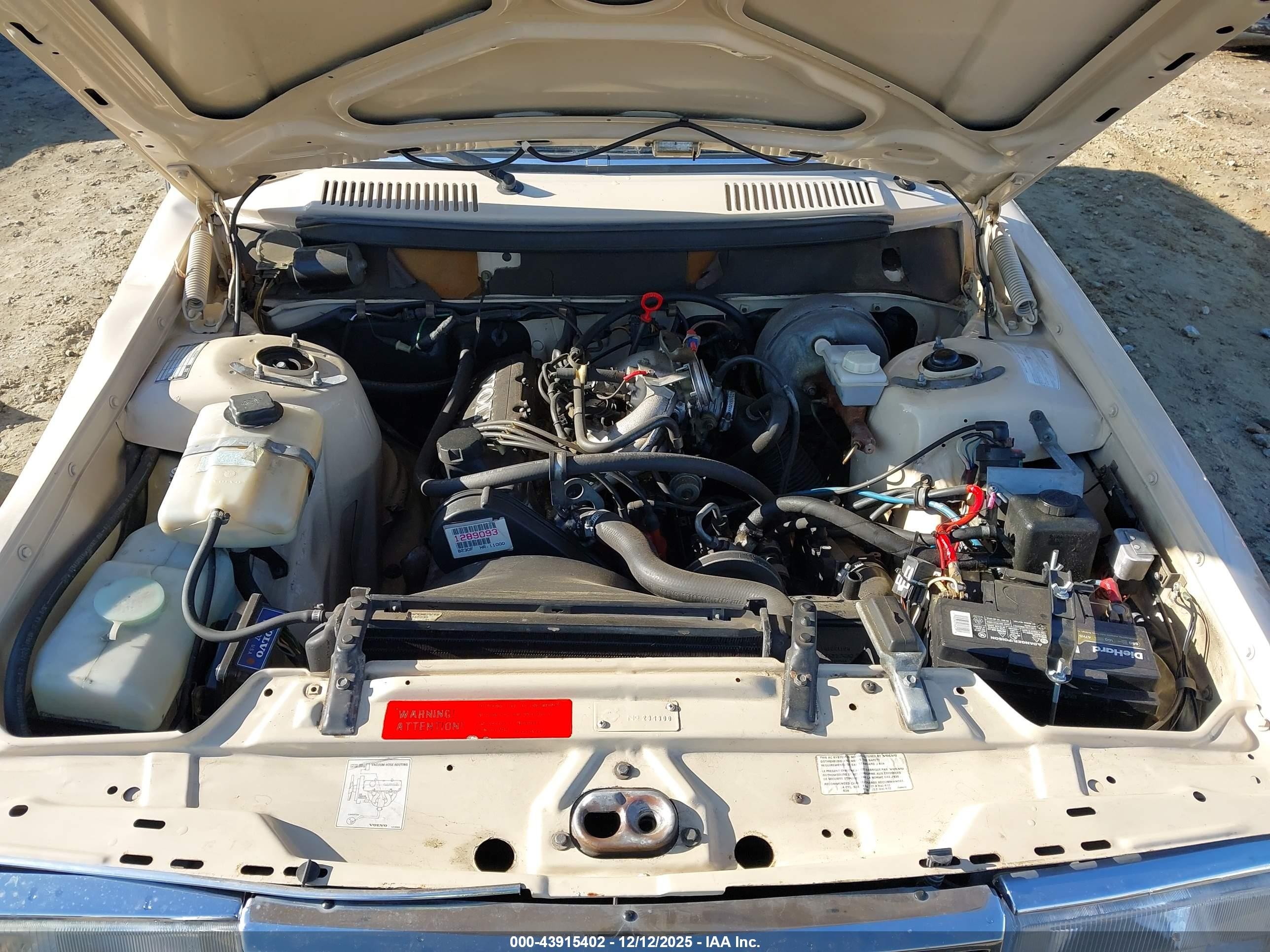 1987 Volvo 244 Dl/gl Кремовый vin: YV1AX8840H1232586