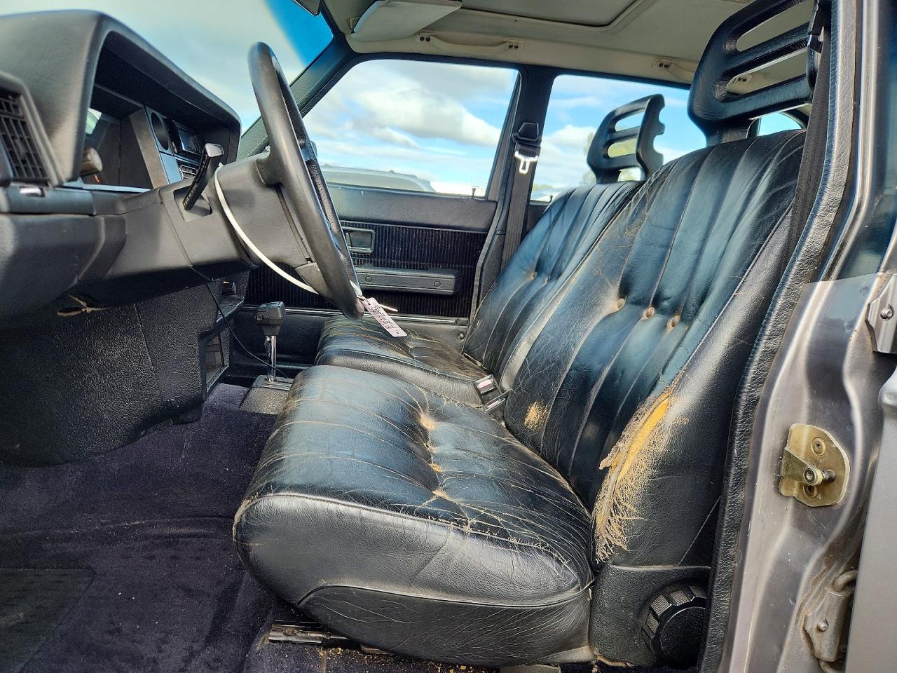 1988 Volvo 244 Dl Silver vin: YV1AX8840J1332015