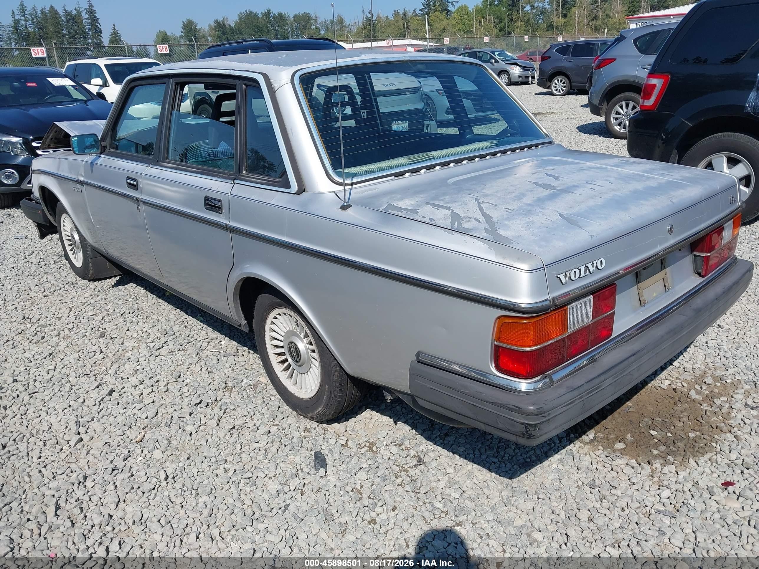 1984 Volvo 244 Dl/gl Silver vin: YV1AX8841E1018427