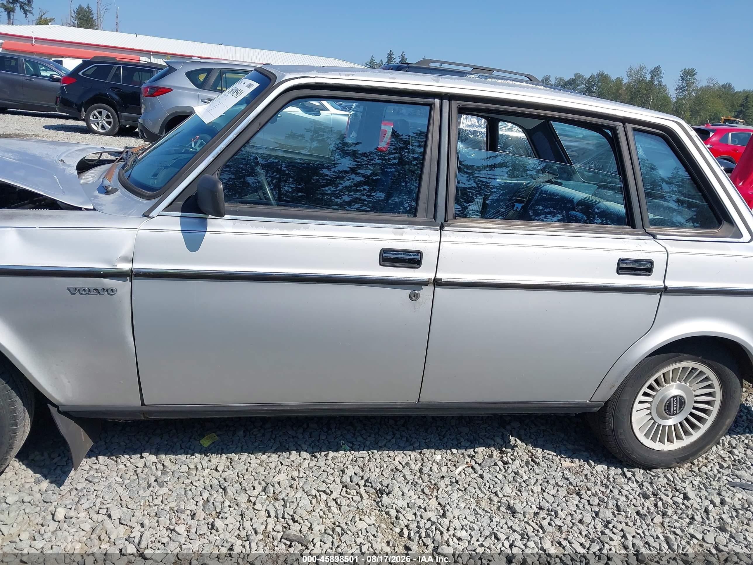 1984 Volvo 244 Dl/gl Silver vin: YV1AX8841E1018427