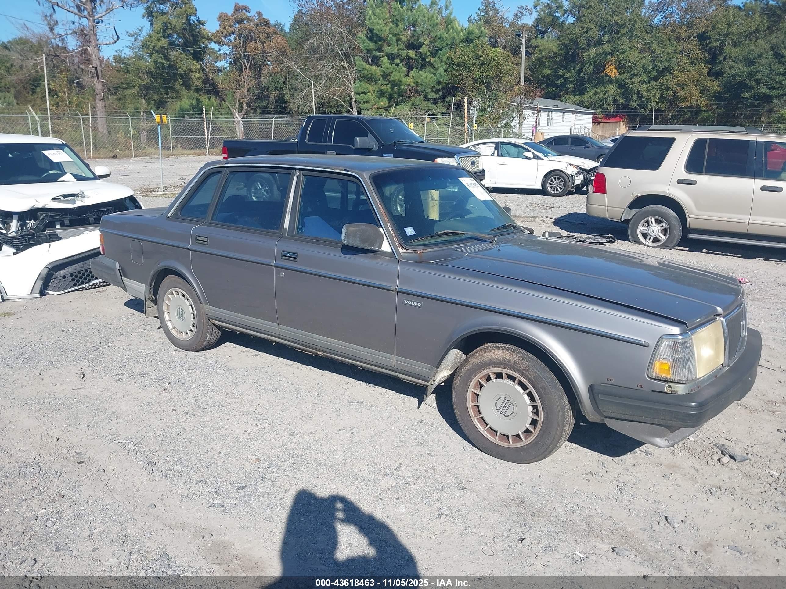 1988 Volvo 244 Dl/gl Gray vin: YV1AX8842J1287403