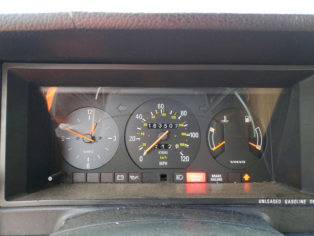 1988 Volvo 244 Dl Красный vin: YV1AX8843J1281447