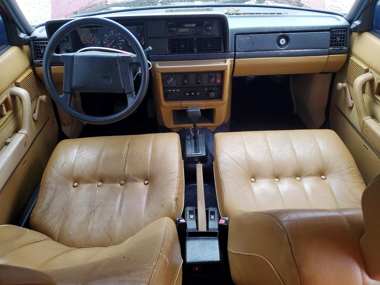 1988 Volvo 244 Dl Красный vin: YV1AX8843J1281447