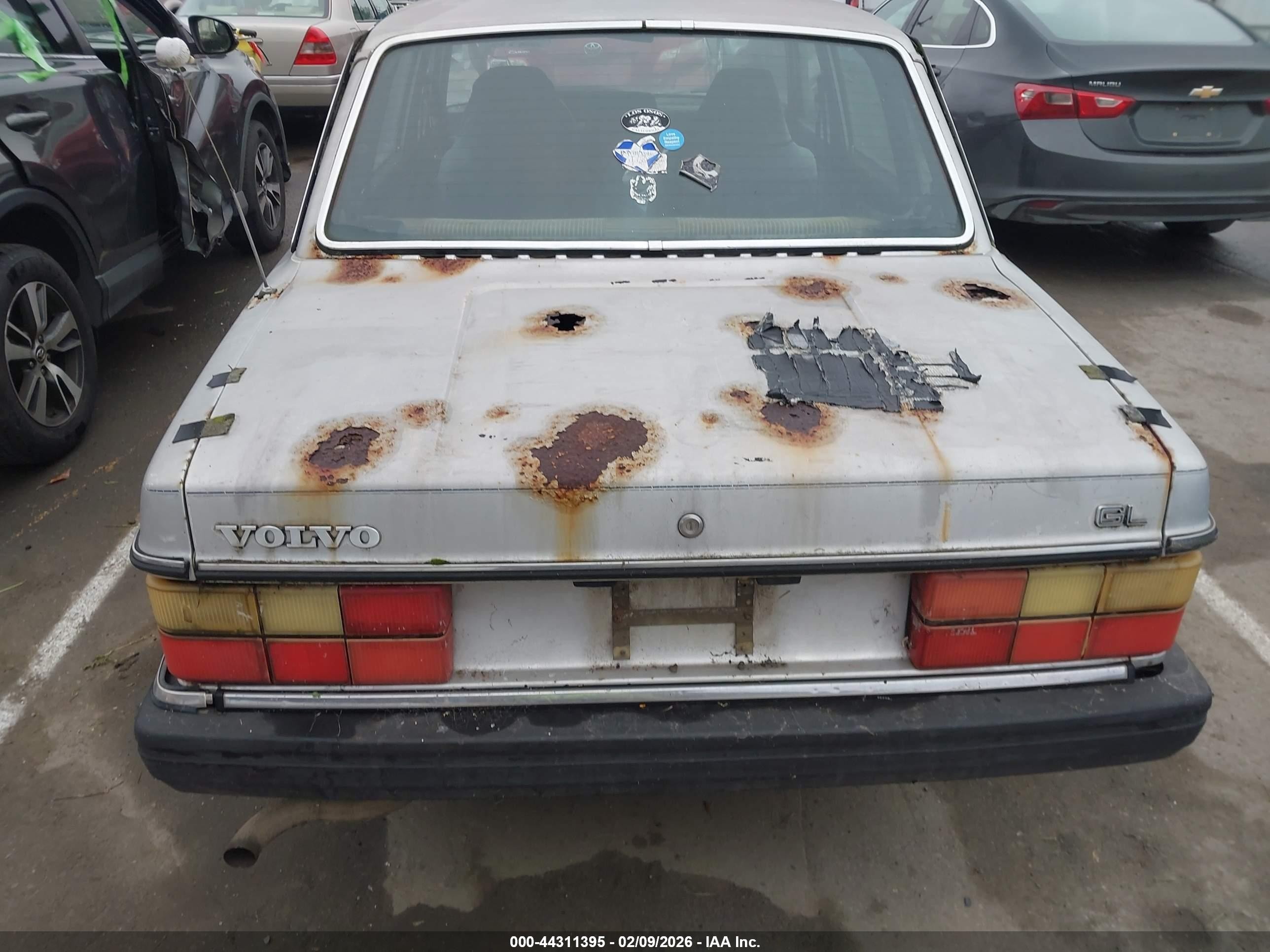 1984 Volvo 244 Dl/gl Silver vin: YV1AX8844E1039921