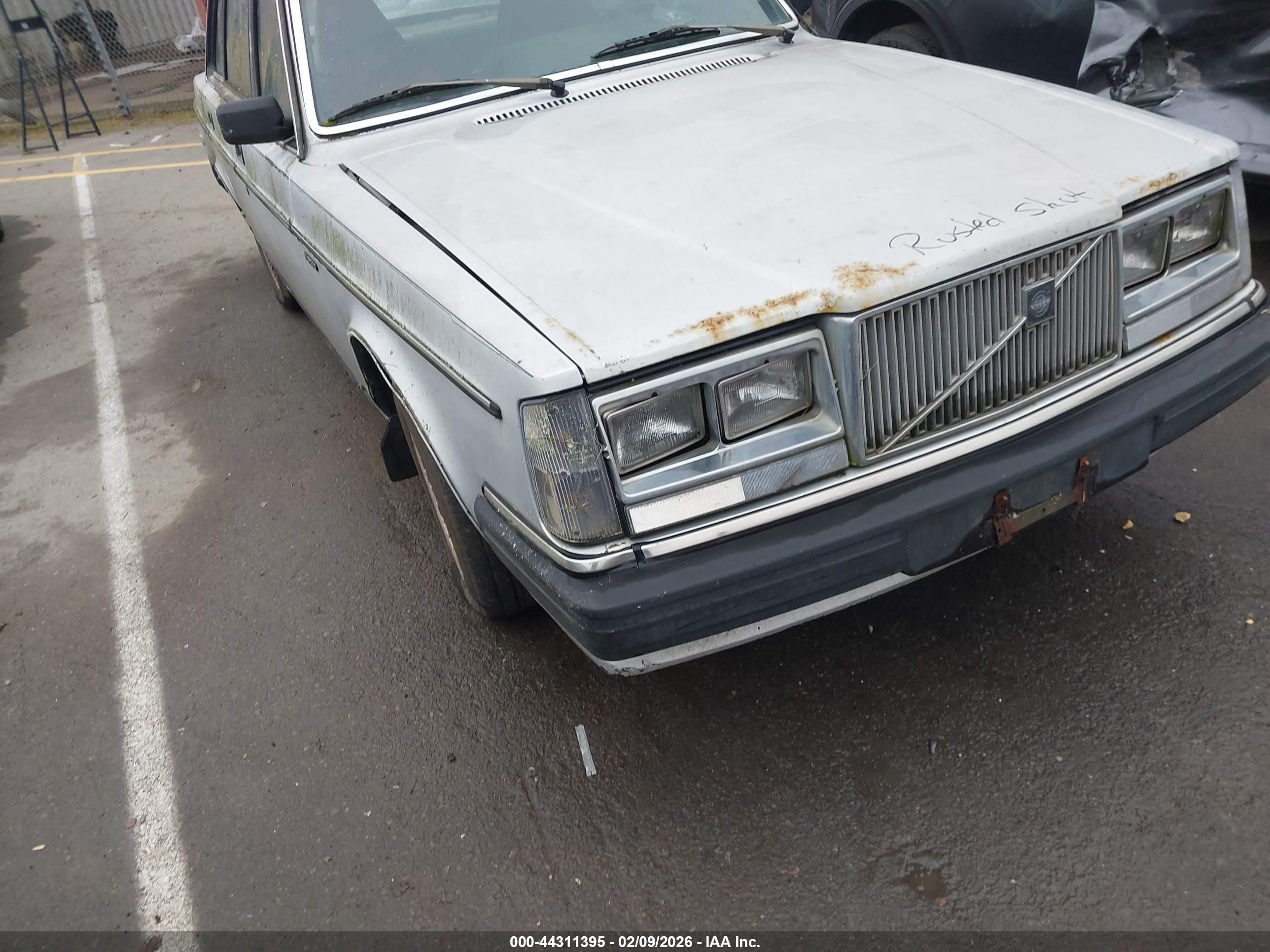 1984 Volvo 244 Dl/gl Silver vin: YV1AX8844E1039921